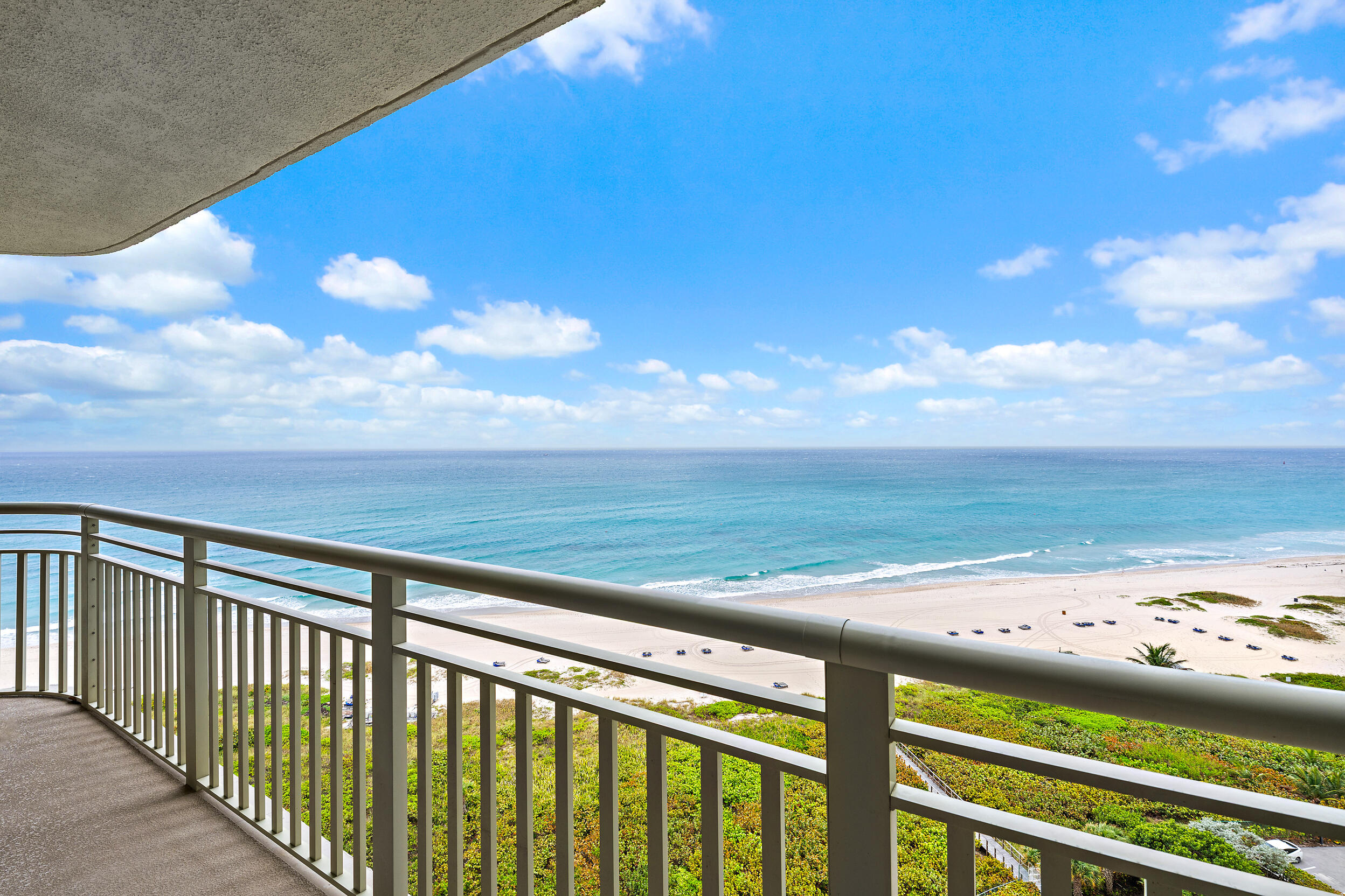 3000 N Ocean #17d Riviera Beach, FL 33404