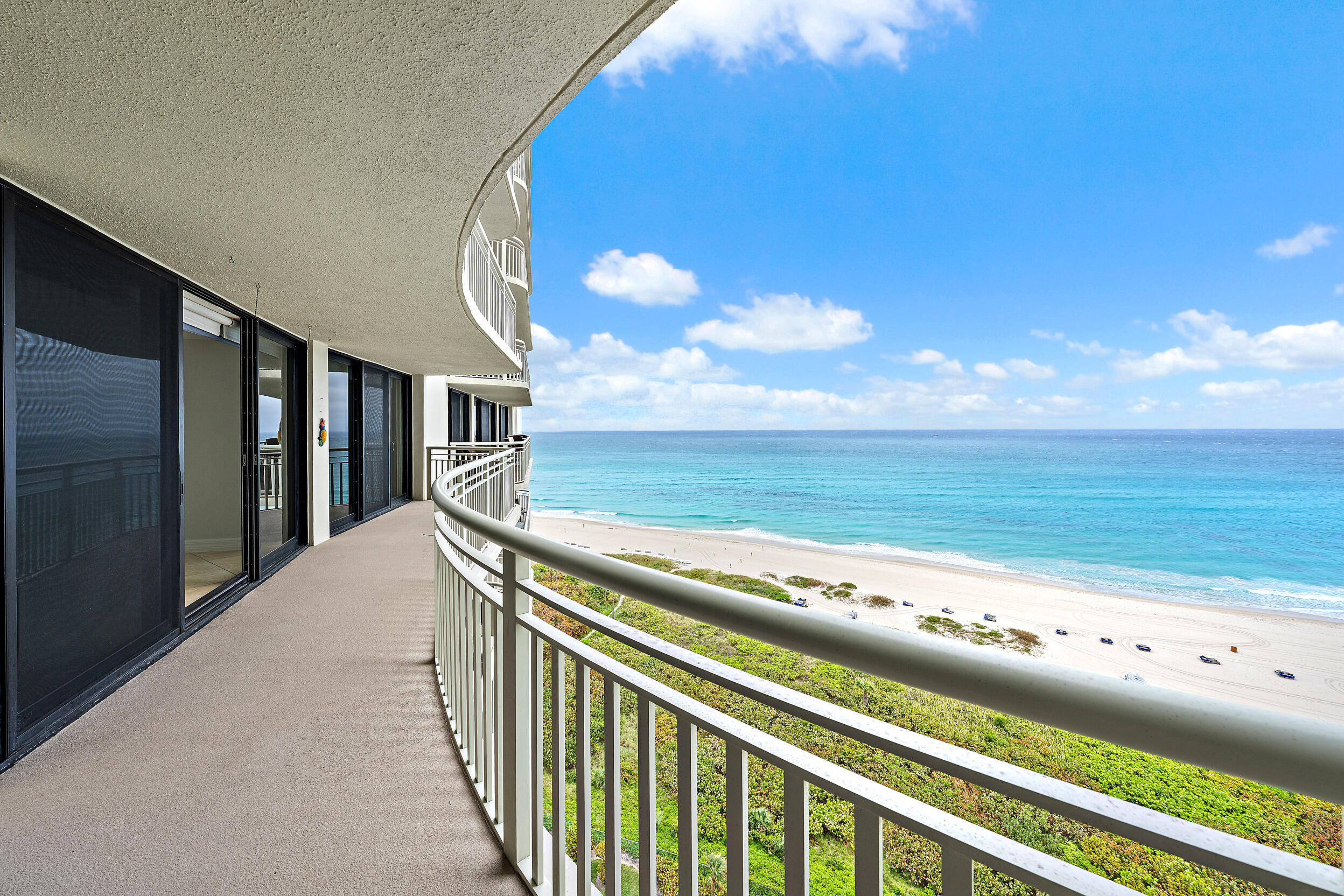 3000 N Ocean #17d Riviera Beach, FL 33404