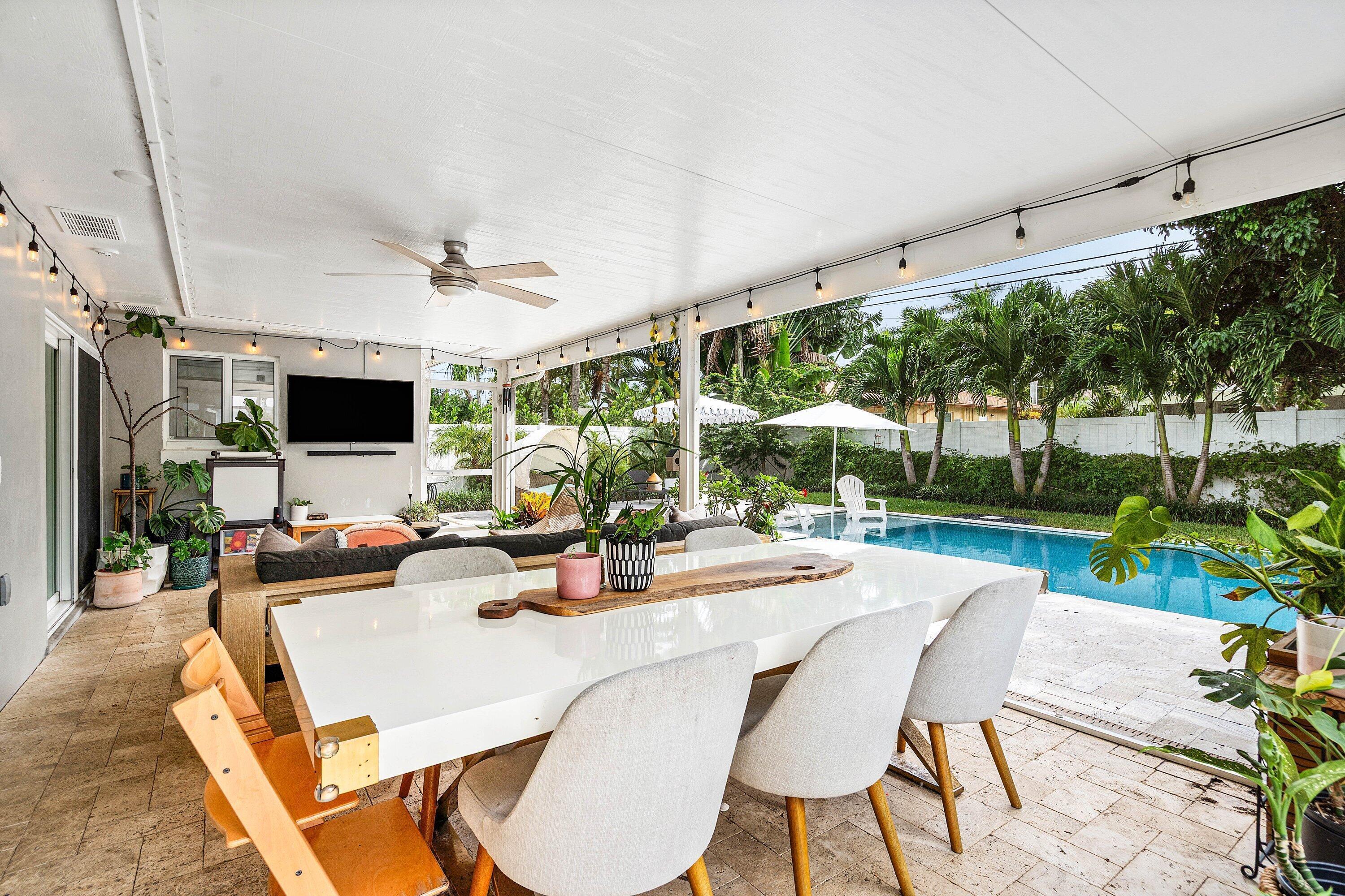 2810 SW 5th Boynton Beach, FL 33435