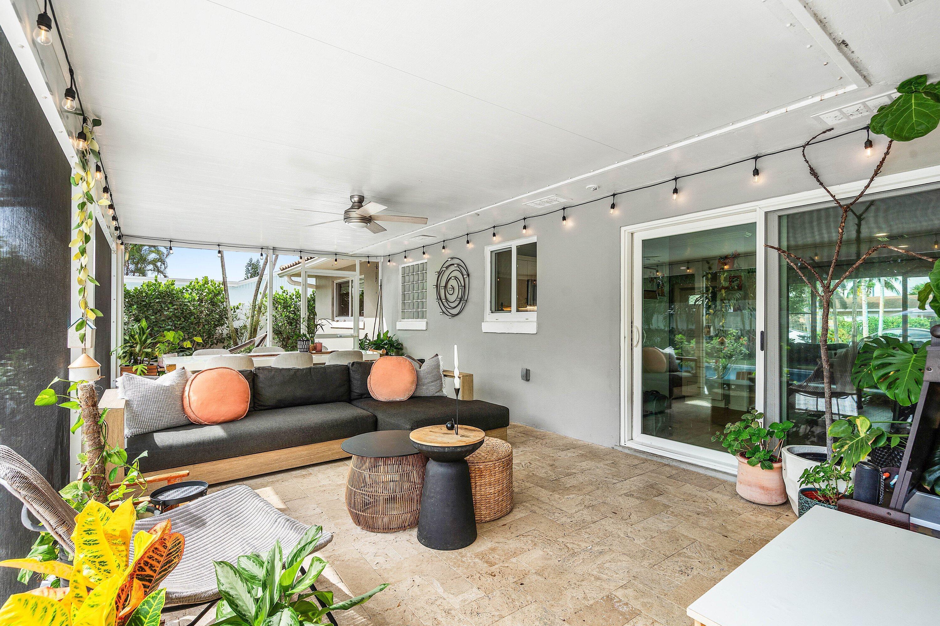 2810 SW 5th Boynton Beach, FL 33435