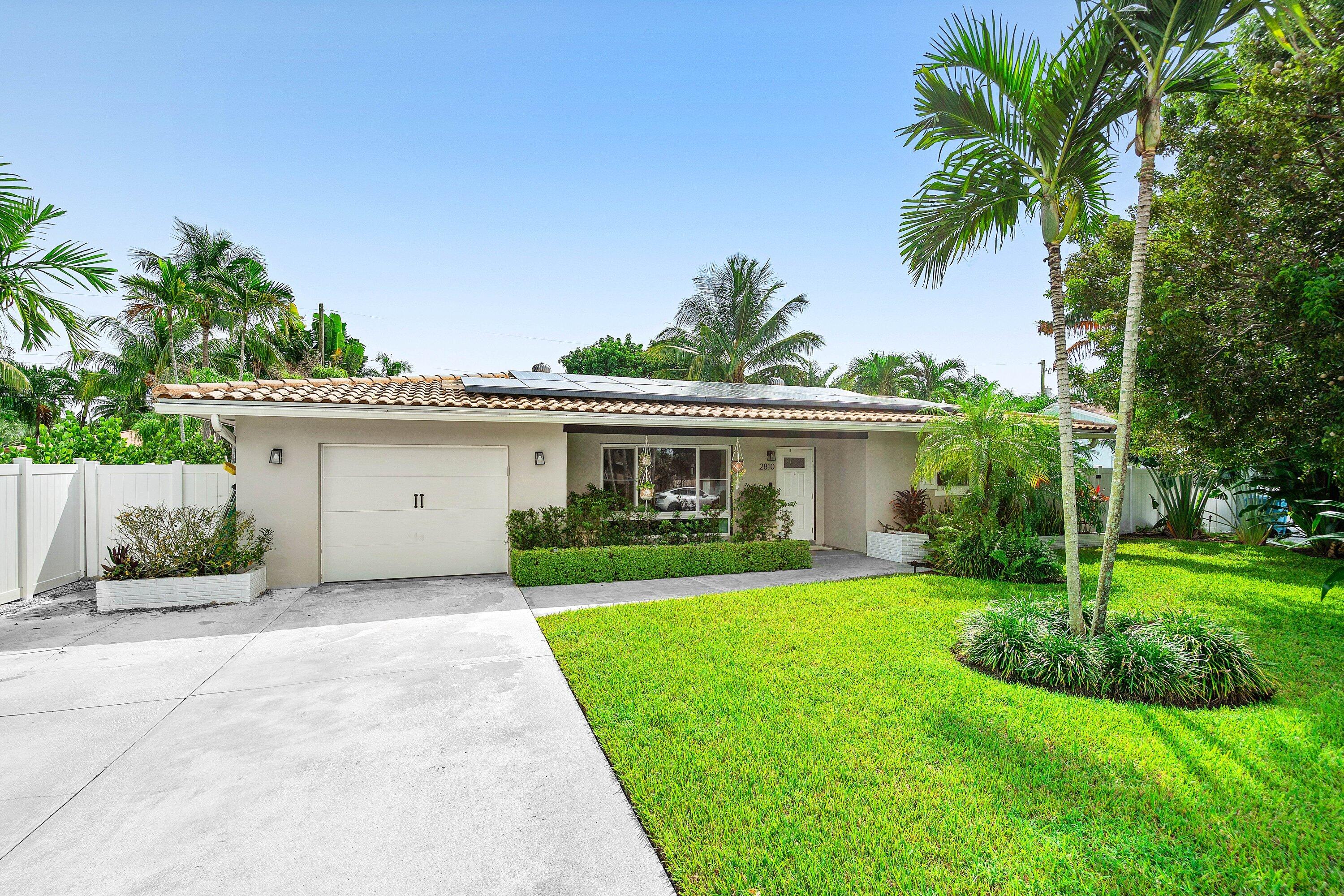 2810 SW 5th Boynton Beach, FL 33435