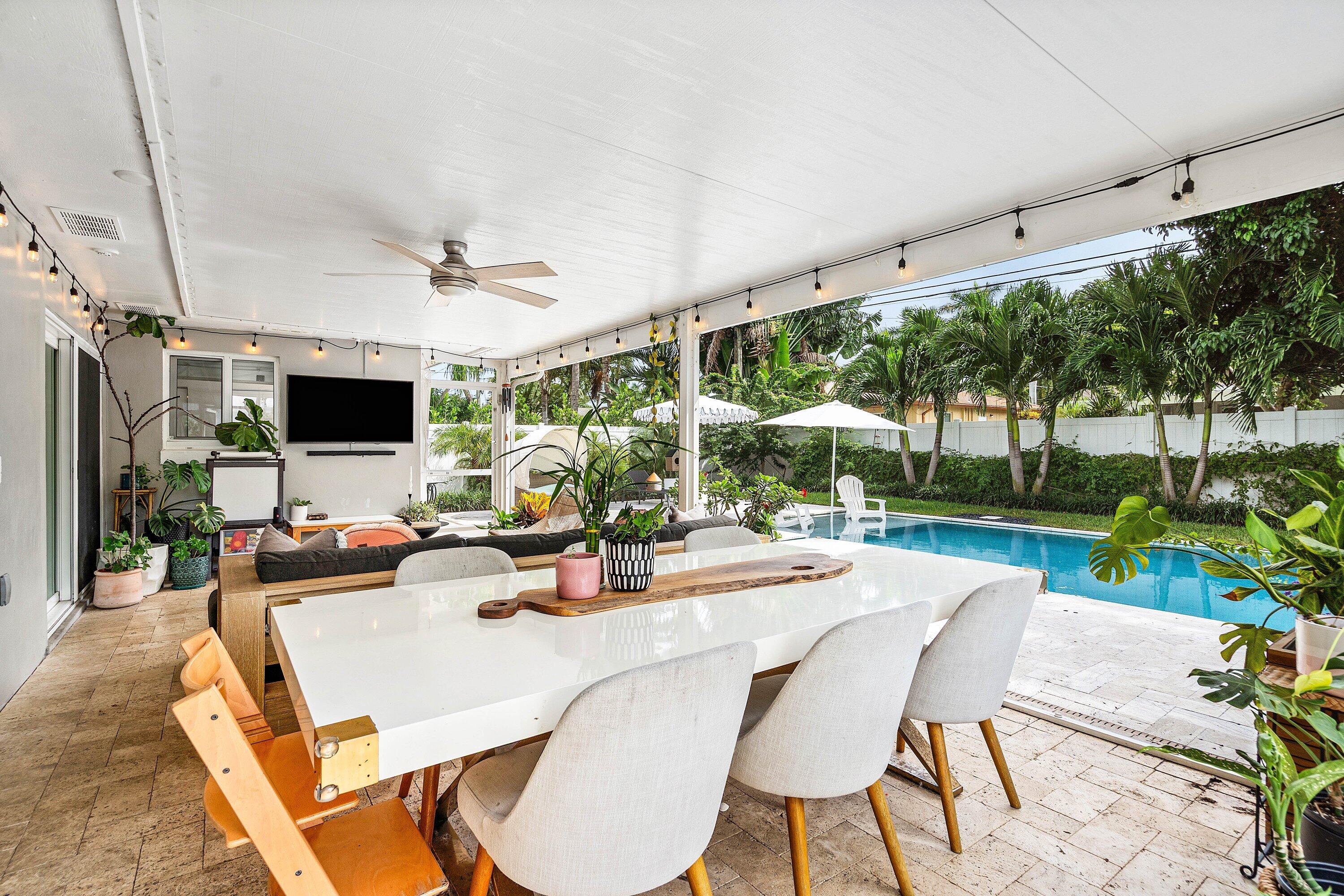 2810 SW 5th Boynton Beach, FL 33435