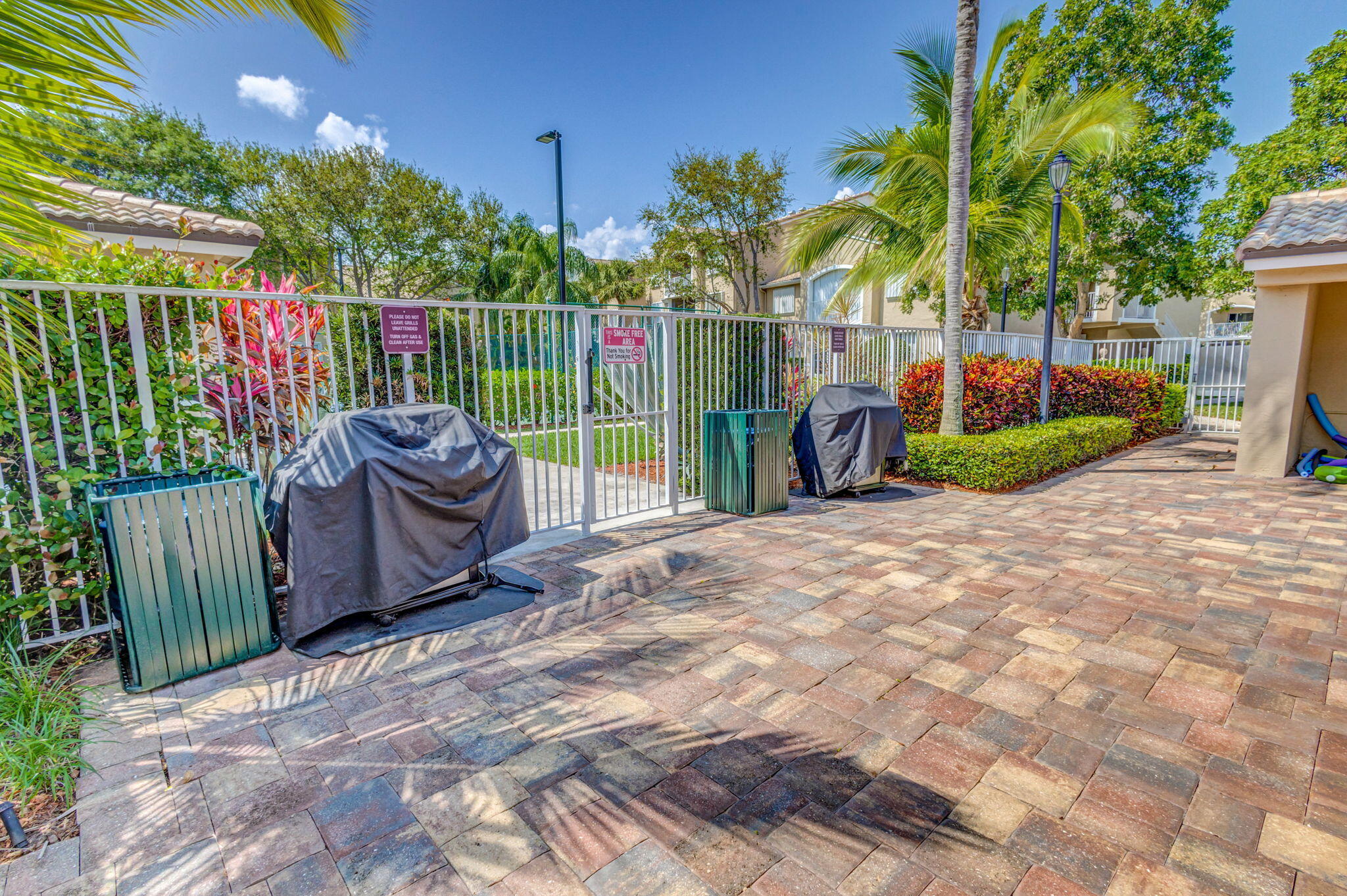 260 Village #5303 Tequesta, FL 33469