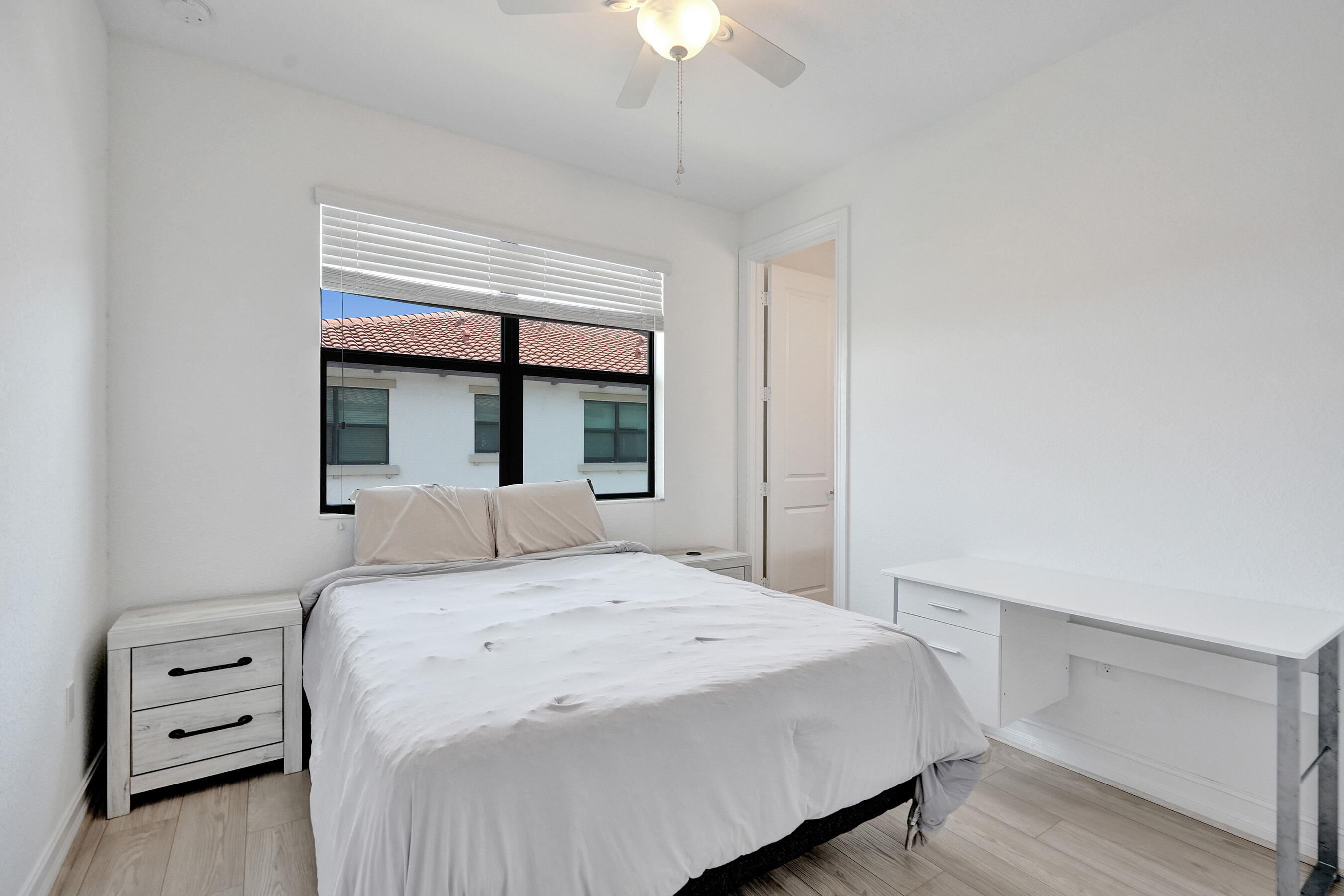 11621 SW 13th Pembroke Pines, FL 33025