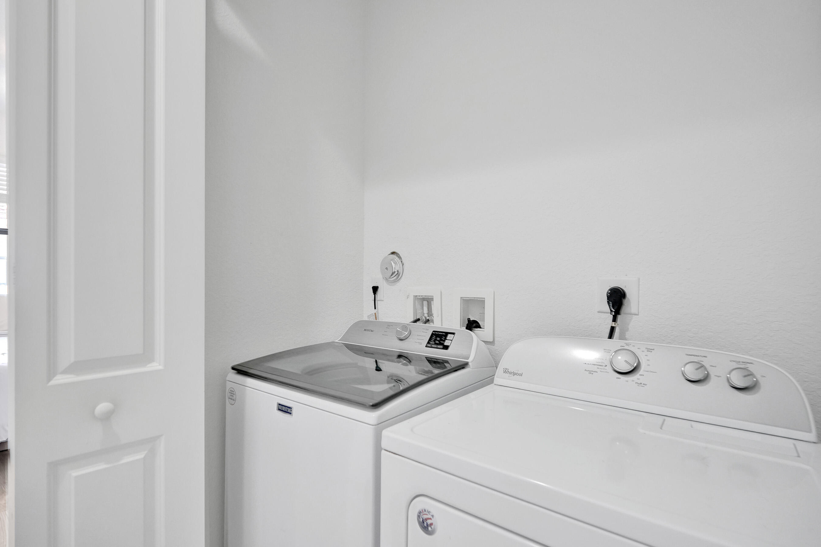 11621 SW 13th Pembroke Pines, FL 33025