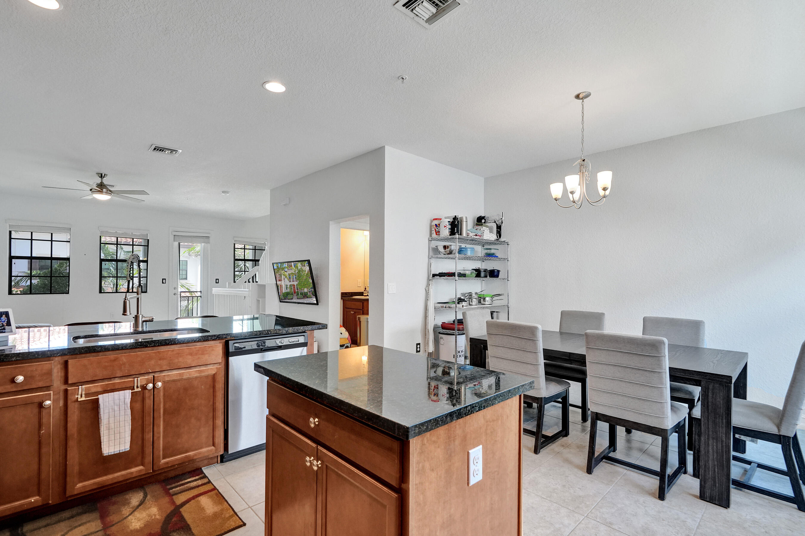 11621 SW 13th Pembroke Pines, FL 33025