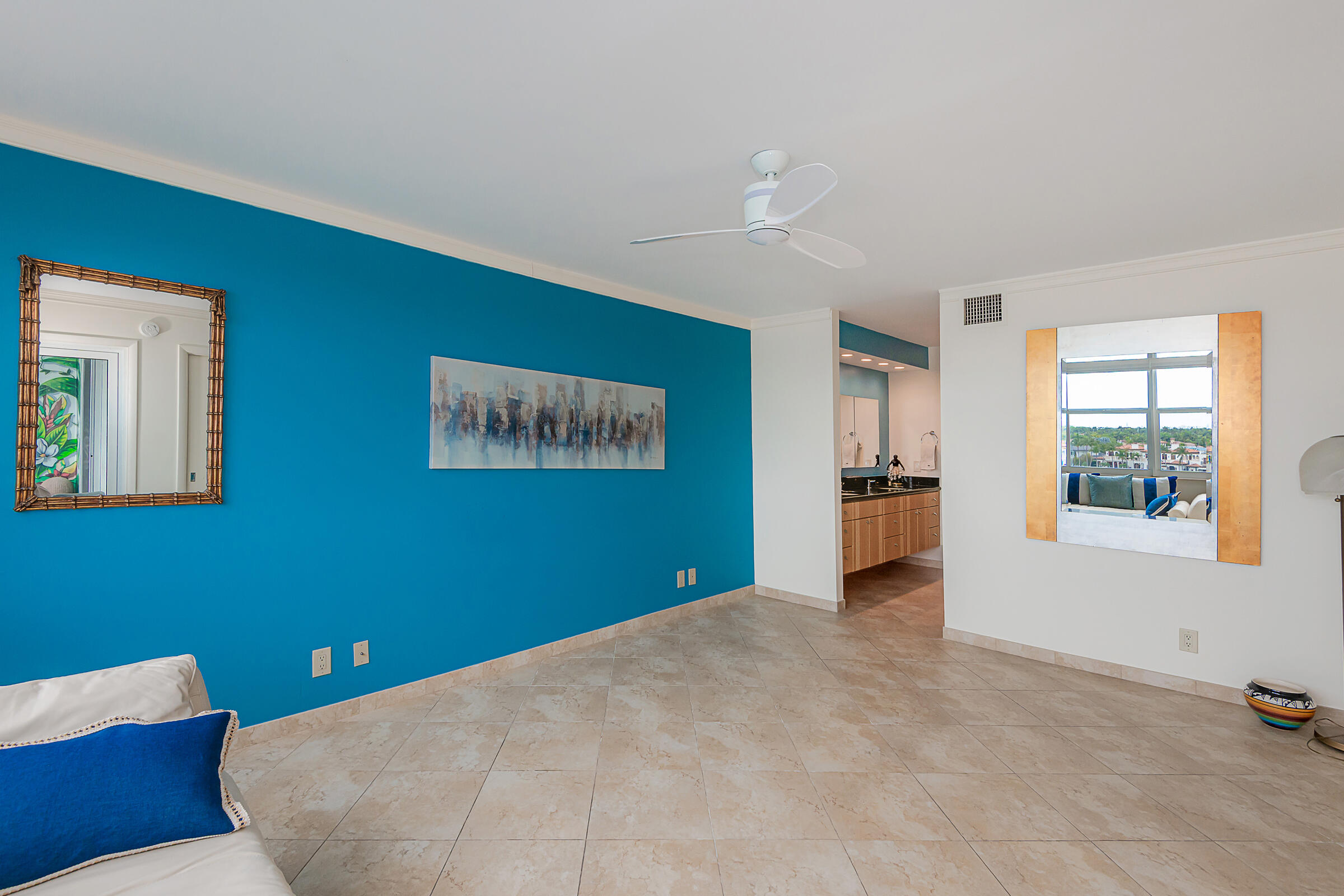 511 Bayshore #707 Fort Lauderdale, FL 33304