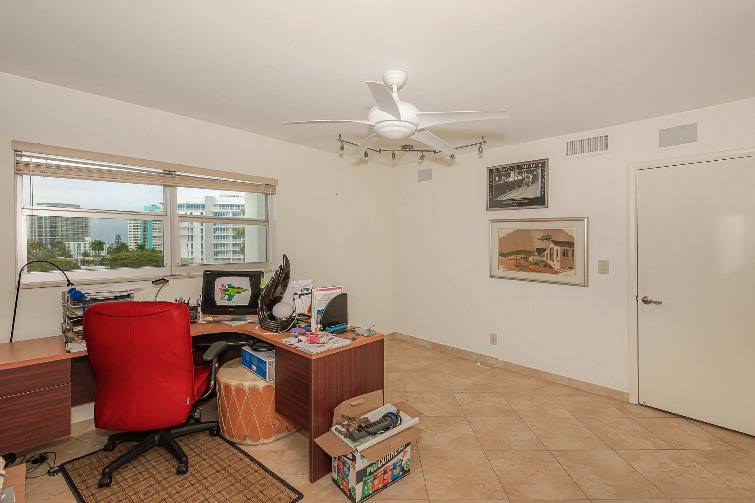 511 Bayshore #707 Fort Lauderdale, FL 33304