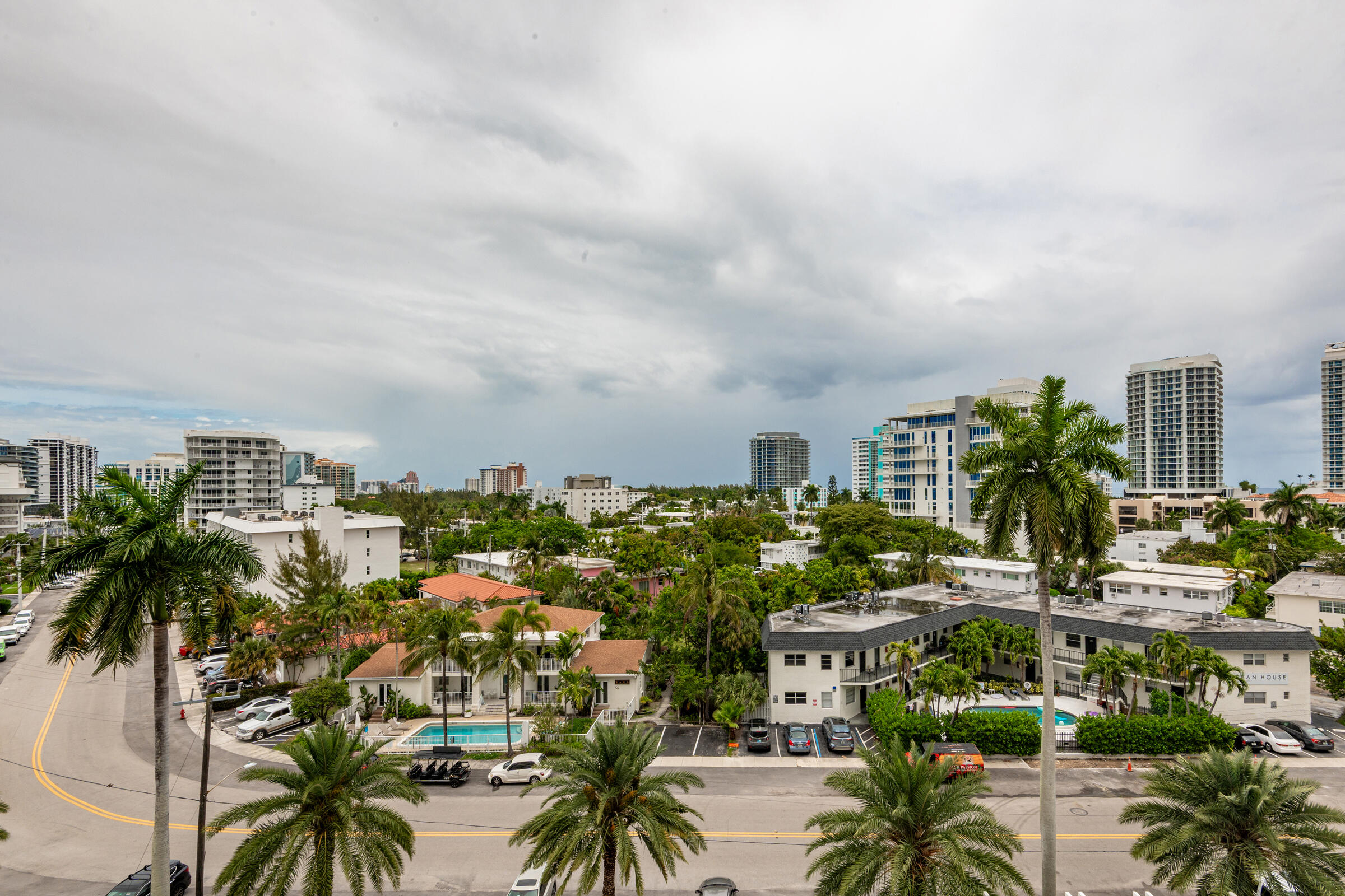 511 Bayshore #707 Fort Lauderdale, FL 33304