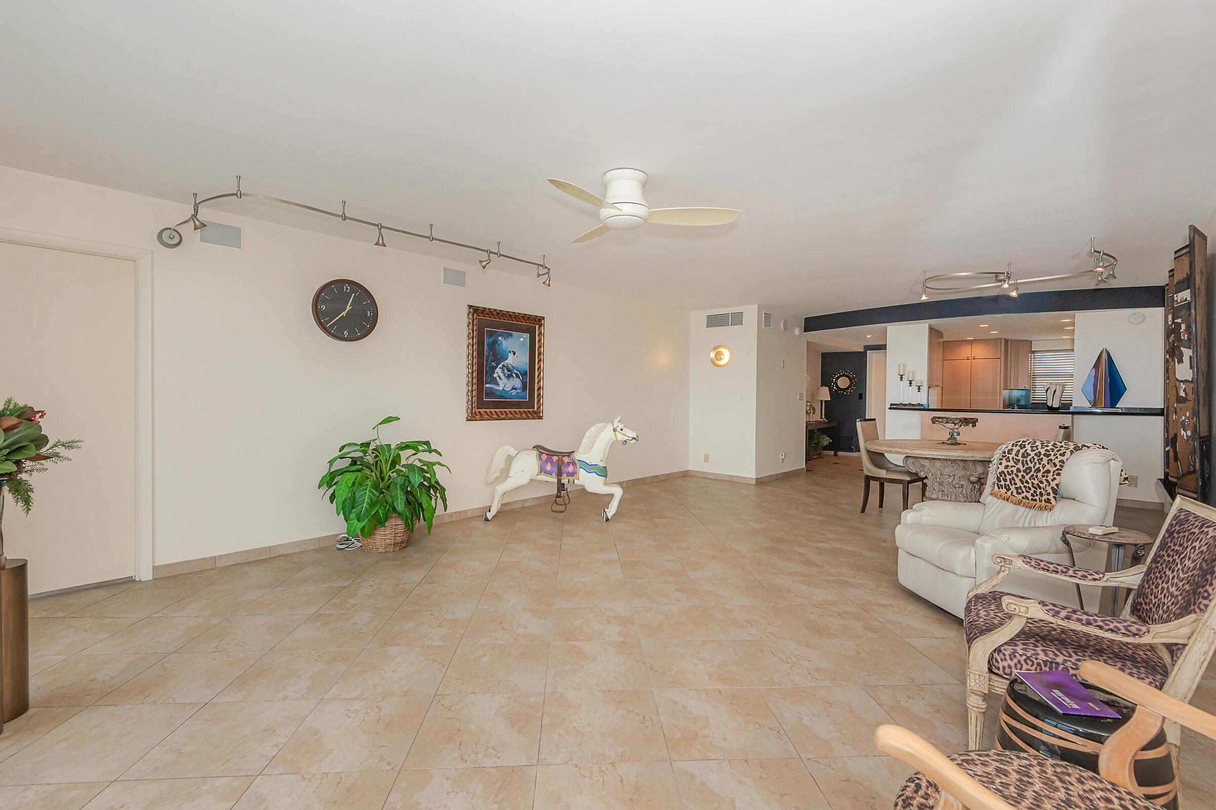 511 Bayshore #707 Fort Lauderdale, FL 33304