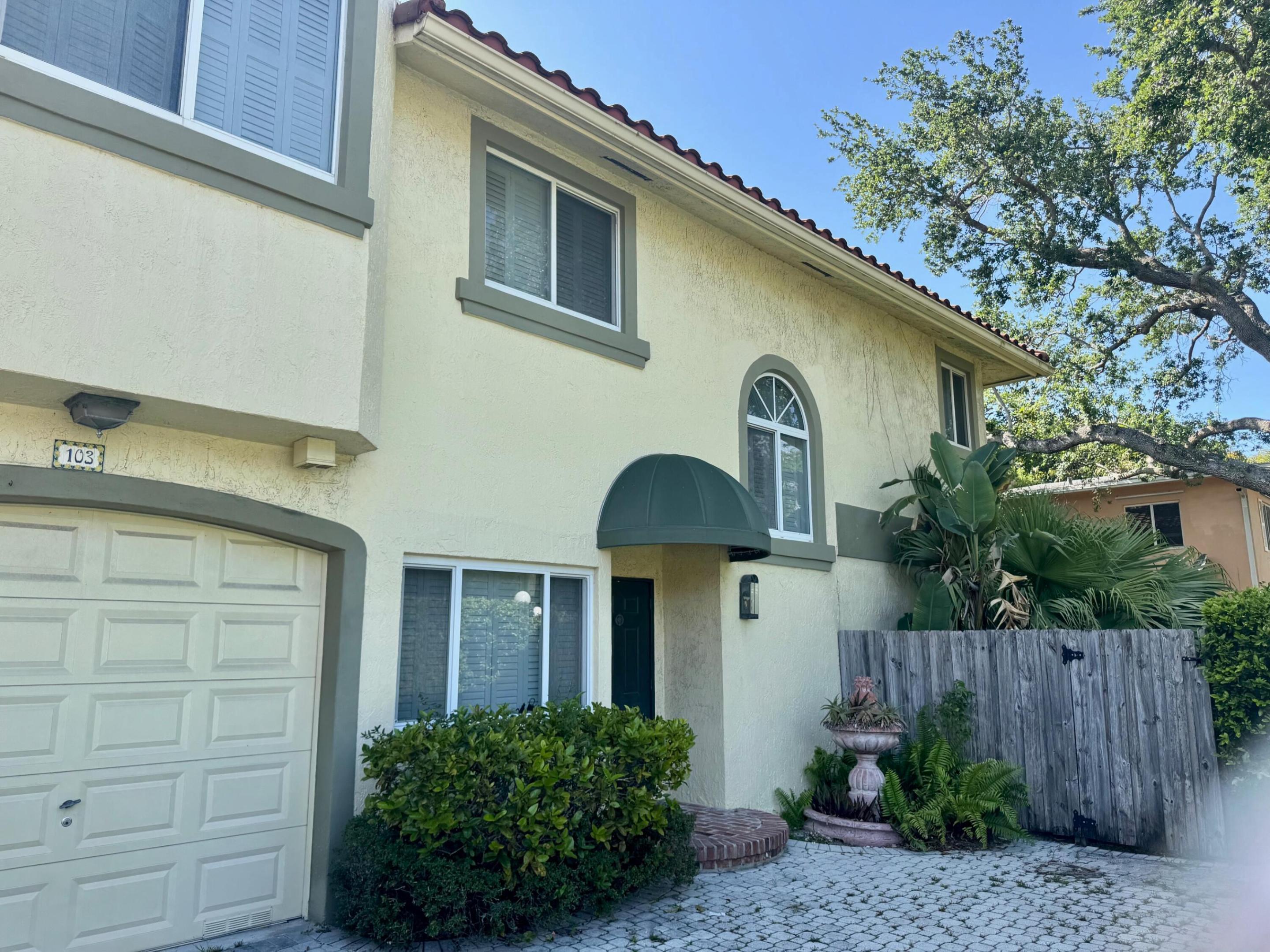 103 NE 14th #5 Fort Lauderdale, FL 33301