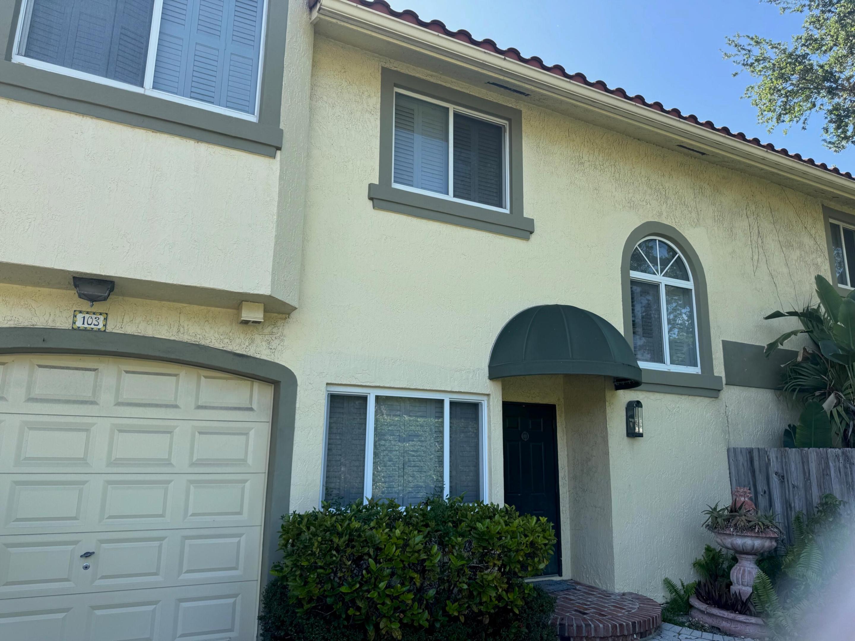 103 NE 14th #5 Fort Lauderdale, FL 33301