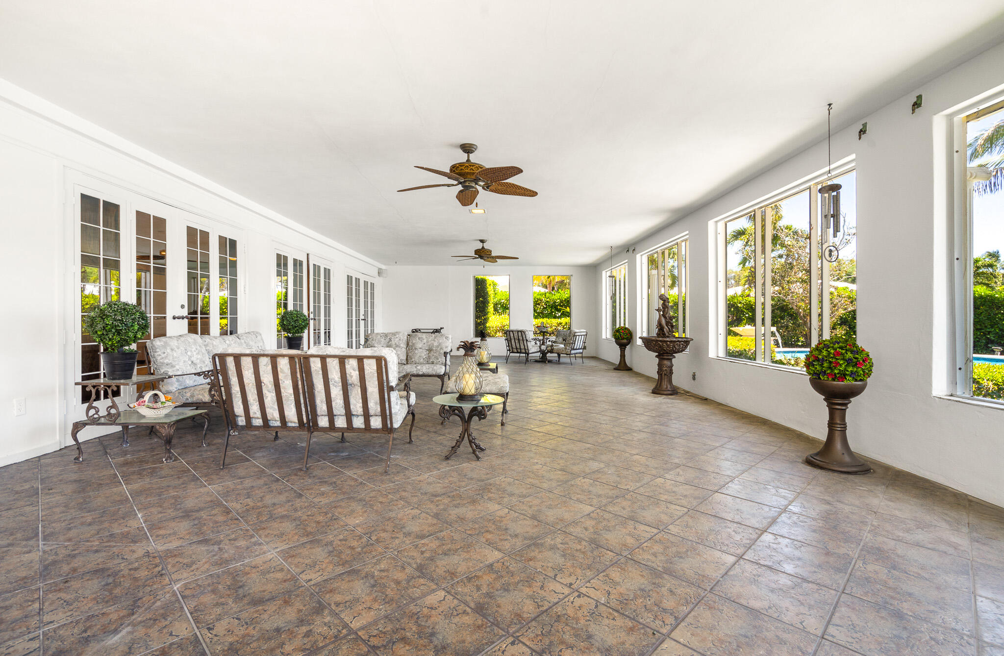 57 Cayuga Sea Ranch Lakes, FL 33308