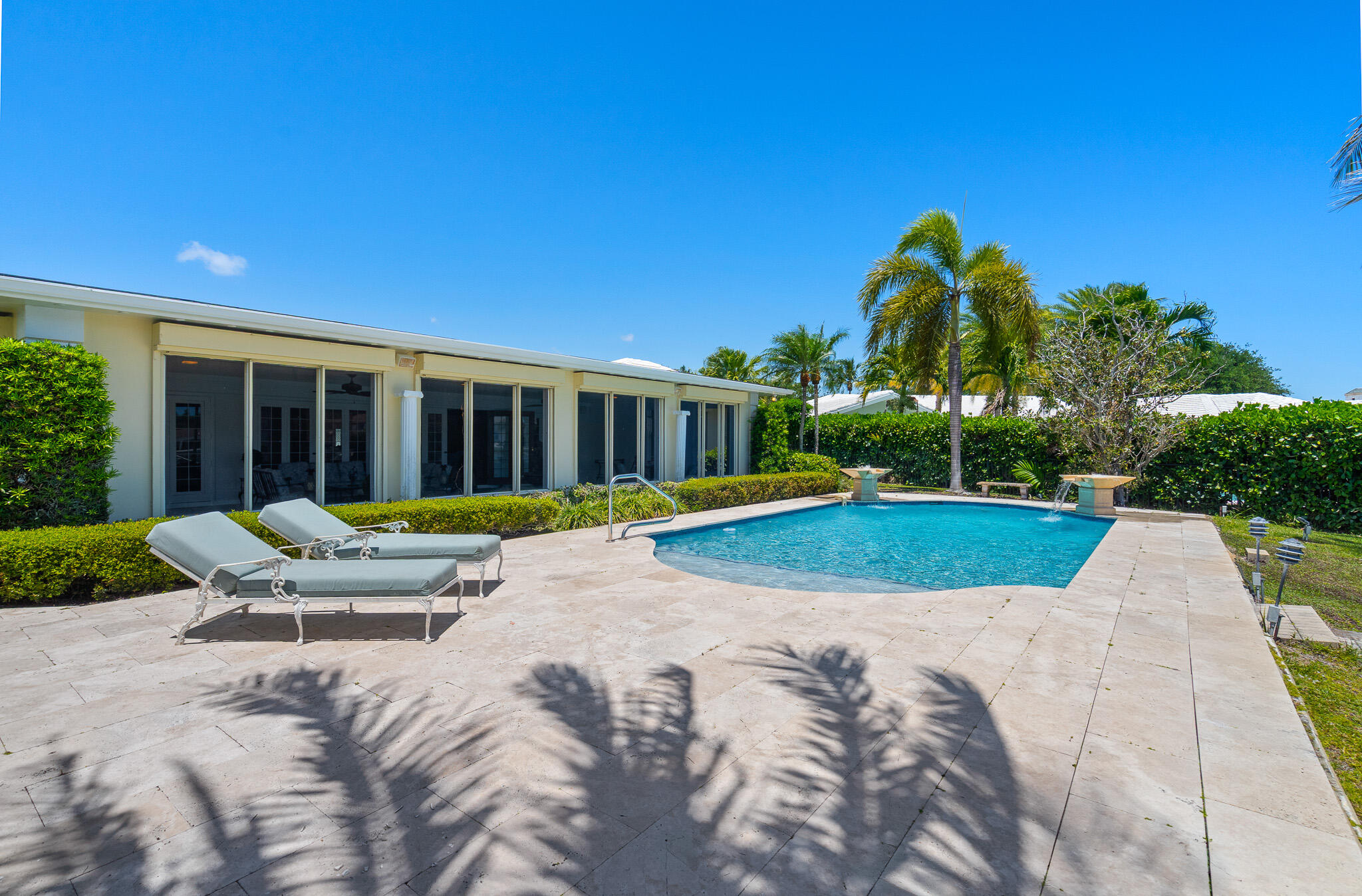 57 Cayuga Sea Ranch Lakes, FL 33308