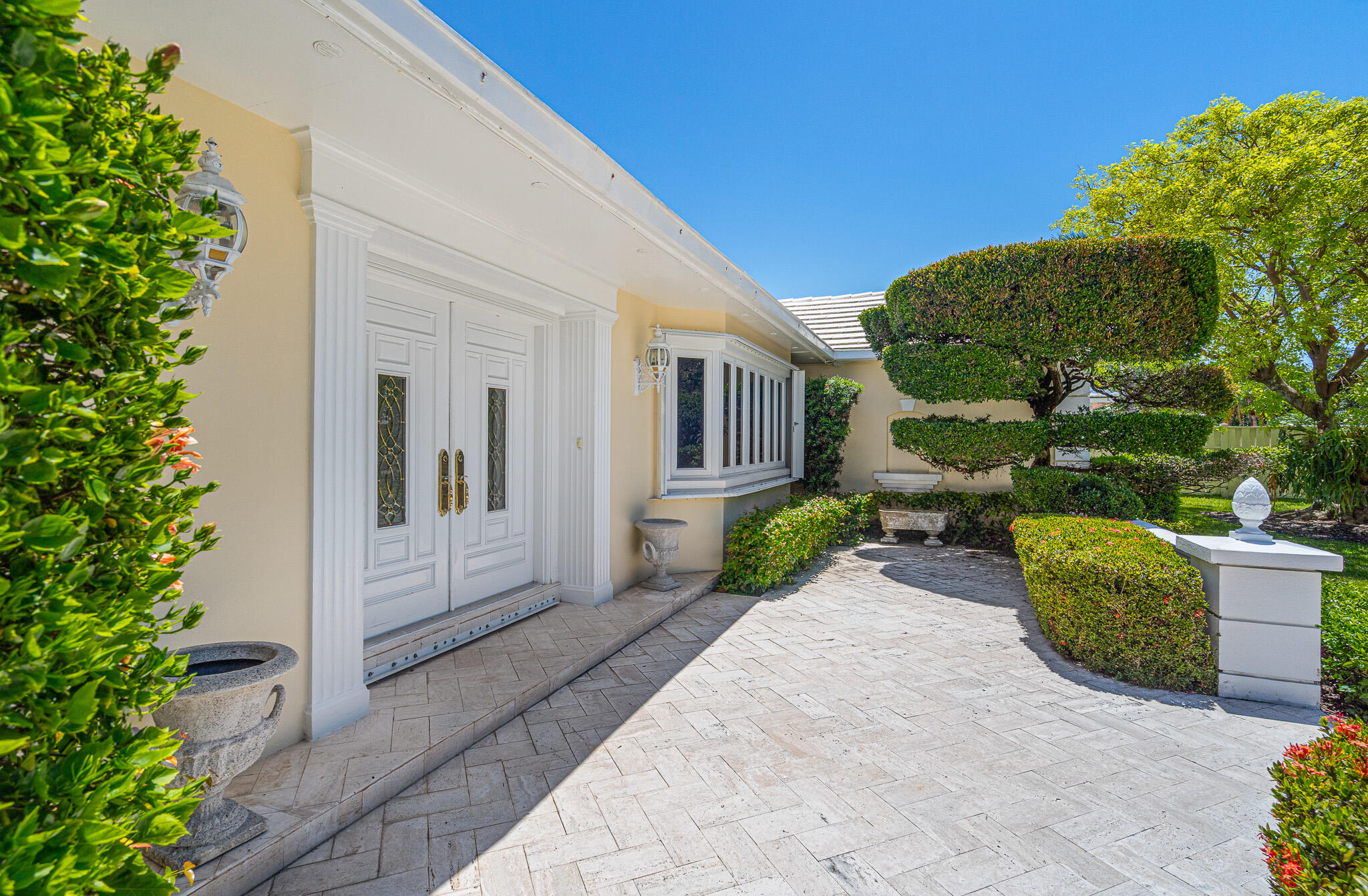57 Cayuga Sea Ranch Lakes, FL 33308