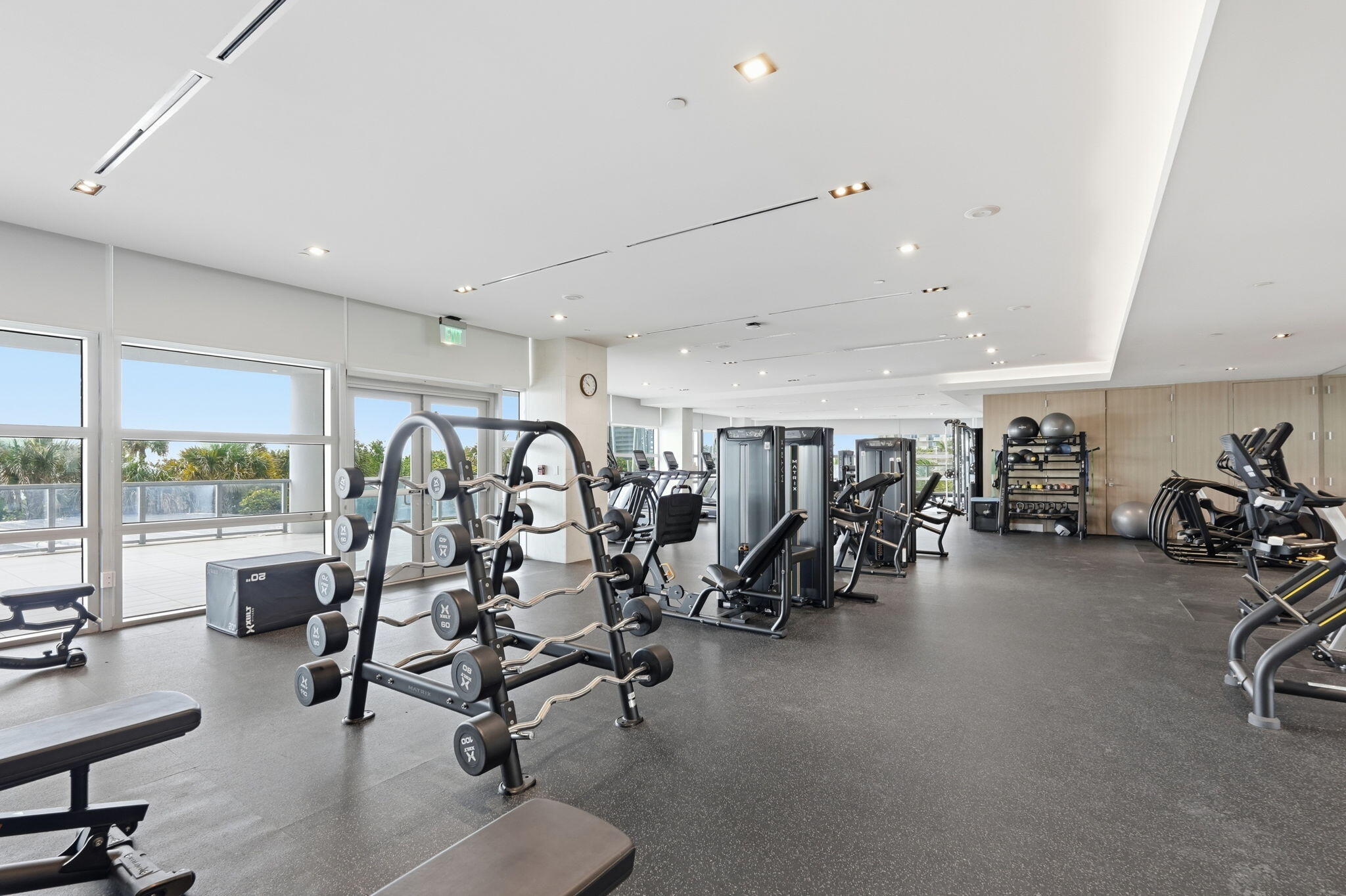 3100 N Ocean #H-1701 Riviera Beach, FL 33404