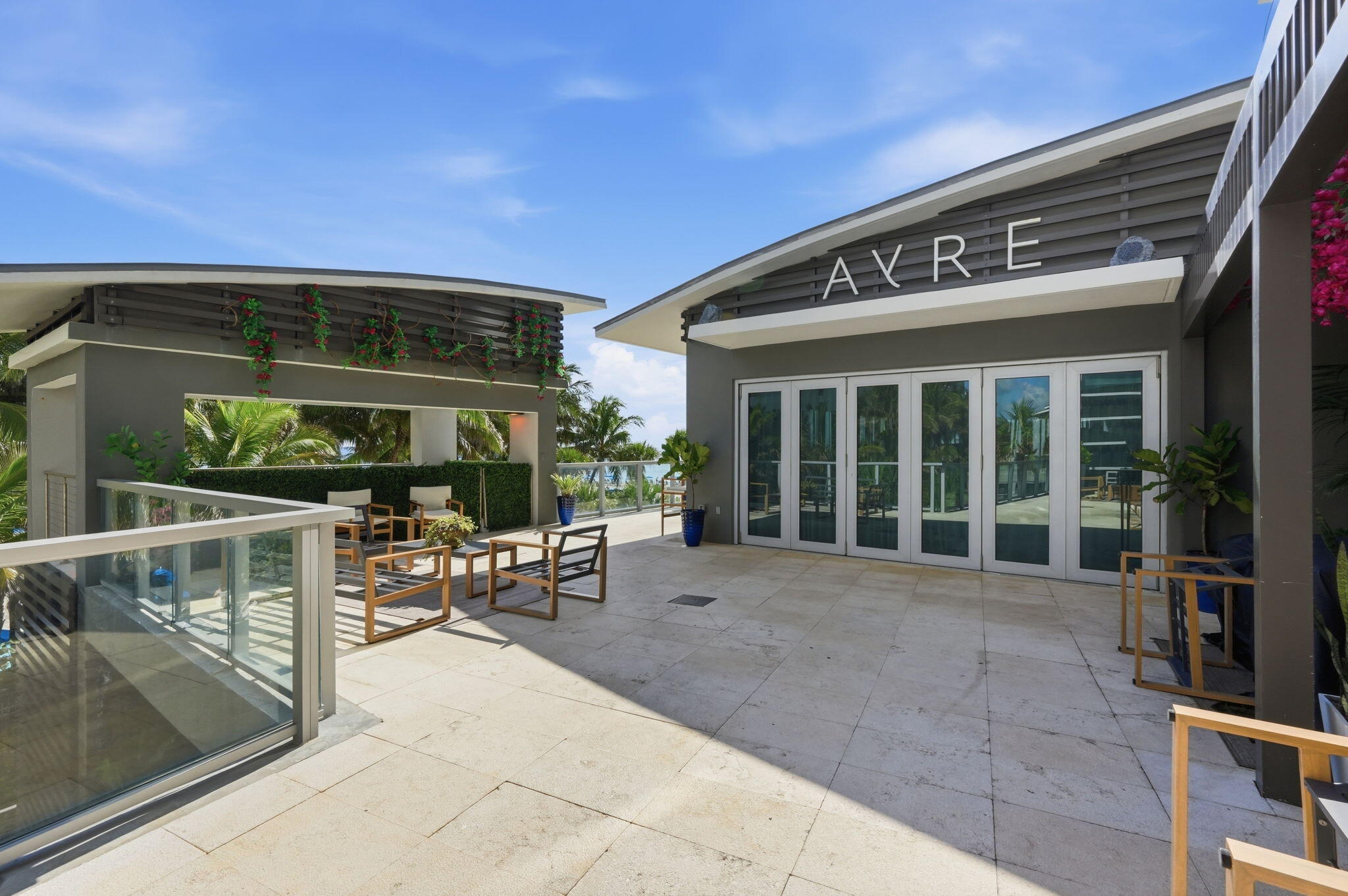 3100 N Ocean #H-1701 Riviera Beach, FL 33404