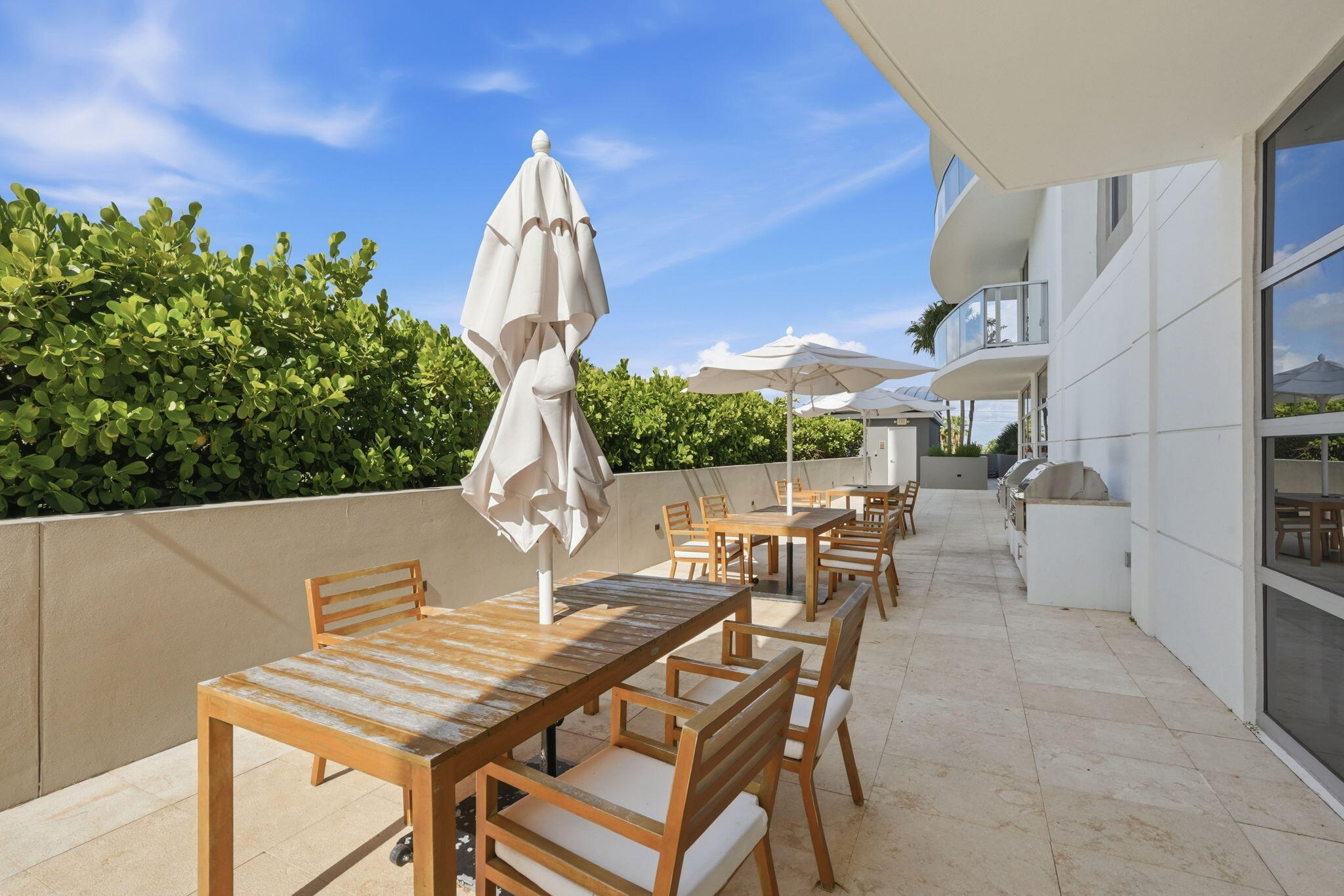 3100 N Ocean #H-1701 Riviera Beach, FL 33404