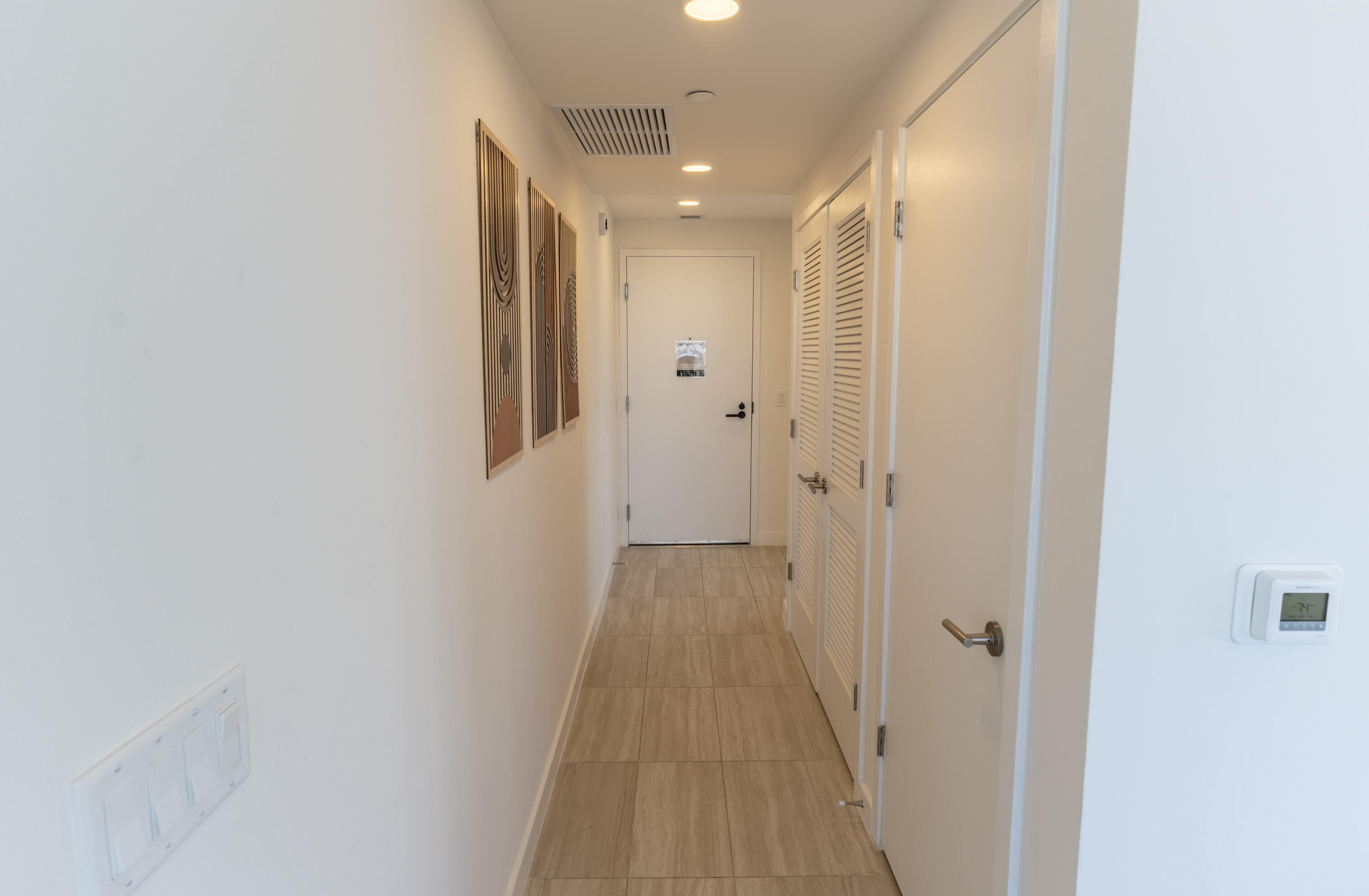 580 72nd #1102 Miami Beach, FL 33141