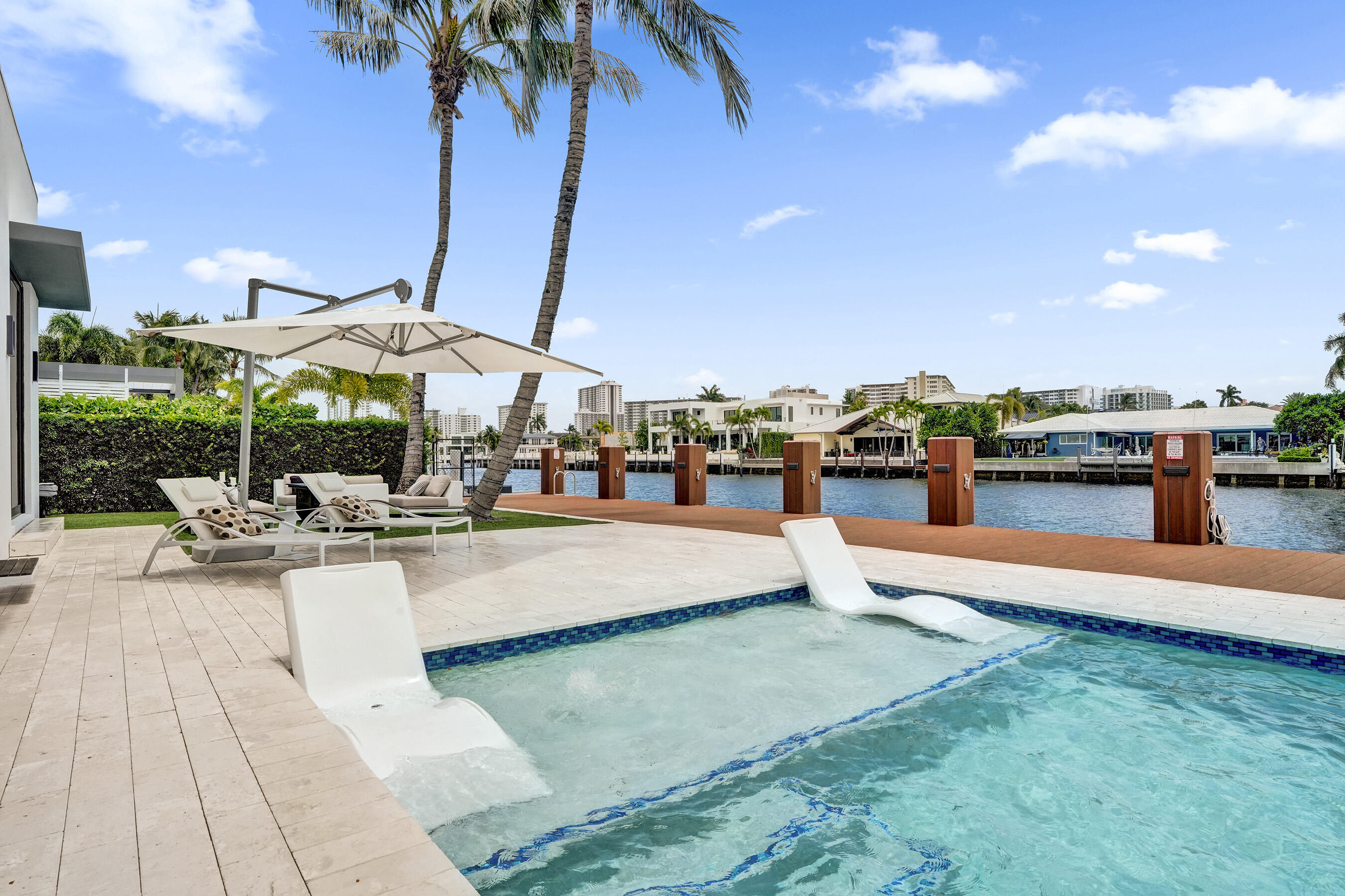 2816 NE 38th Fort Lauderdale, FL 33308