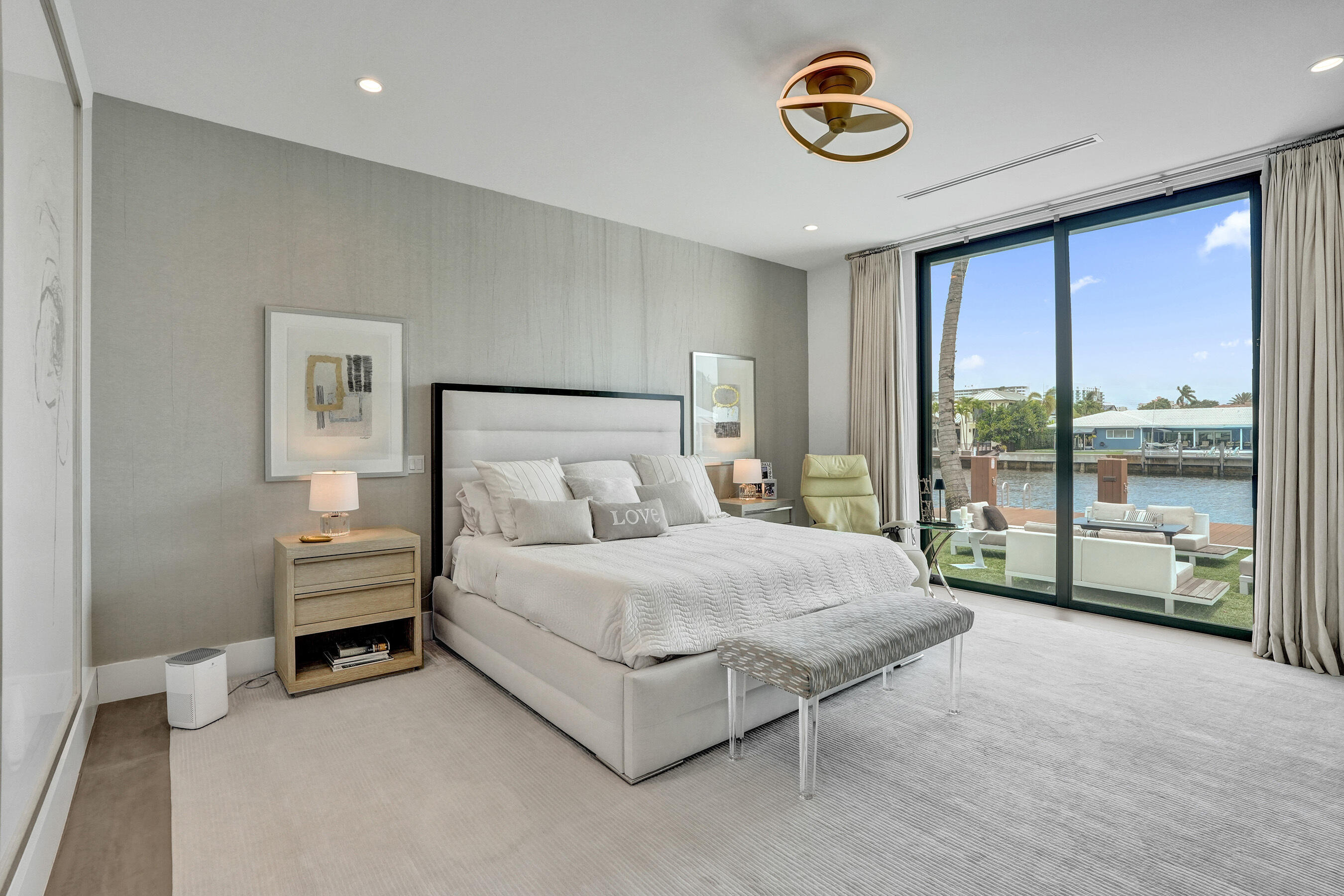 2816 NE 38th Fort Lauderdale, FL 33308