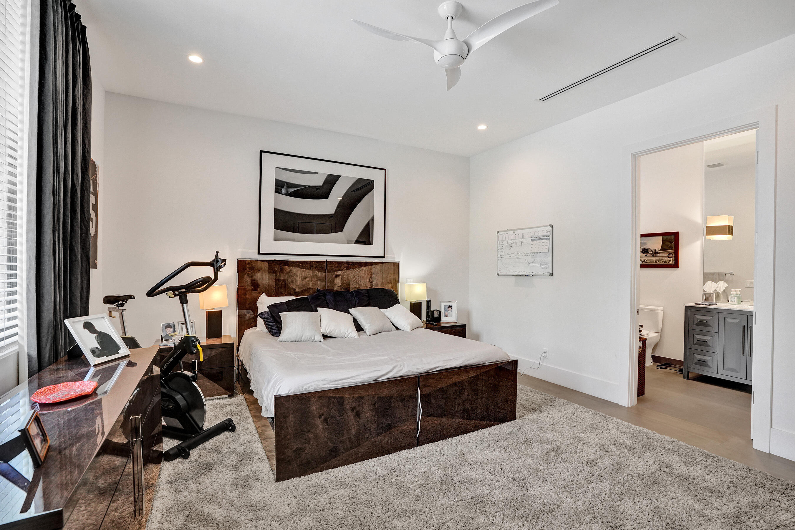 2816 NE 38th Fort Lauderdale, FL 33308