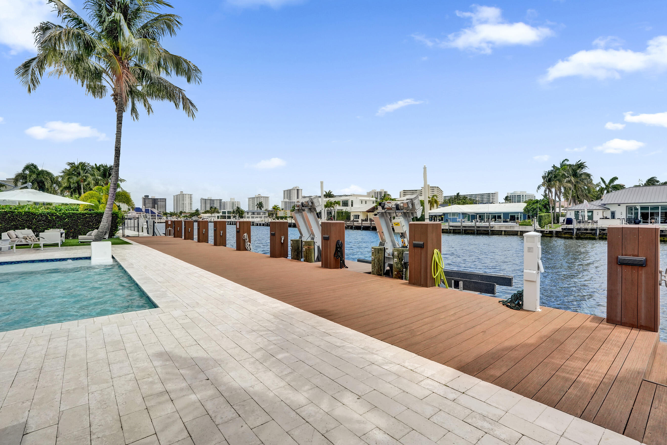 2816 NE 38th Fort Lauderdale, FL 33308