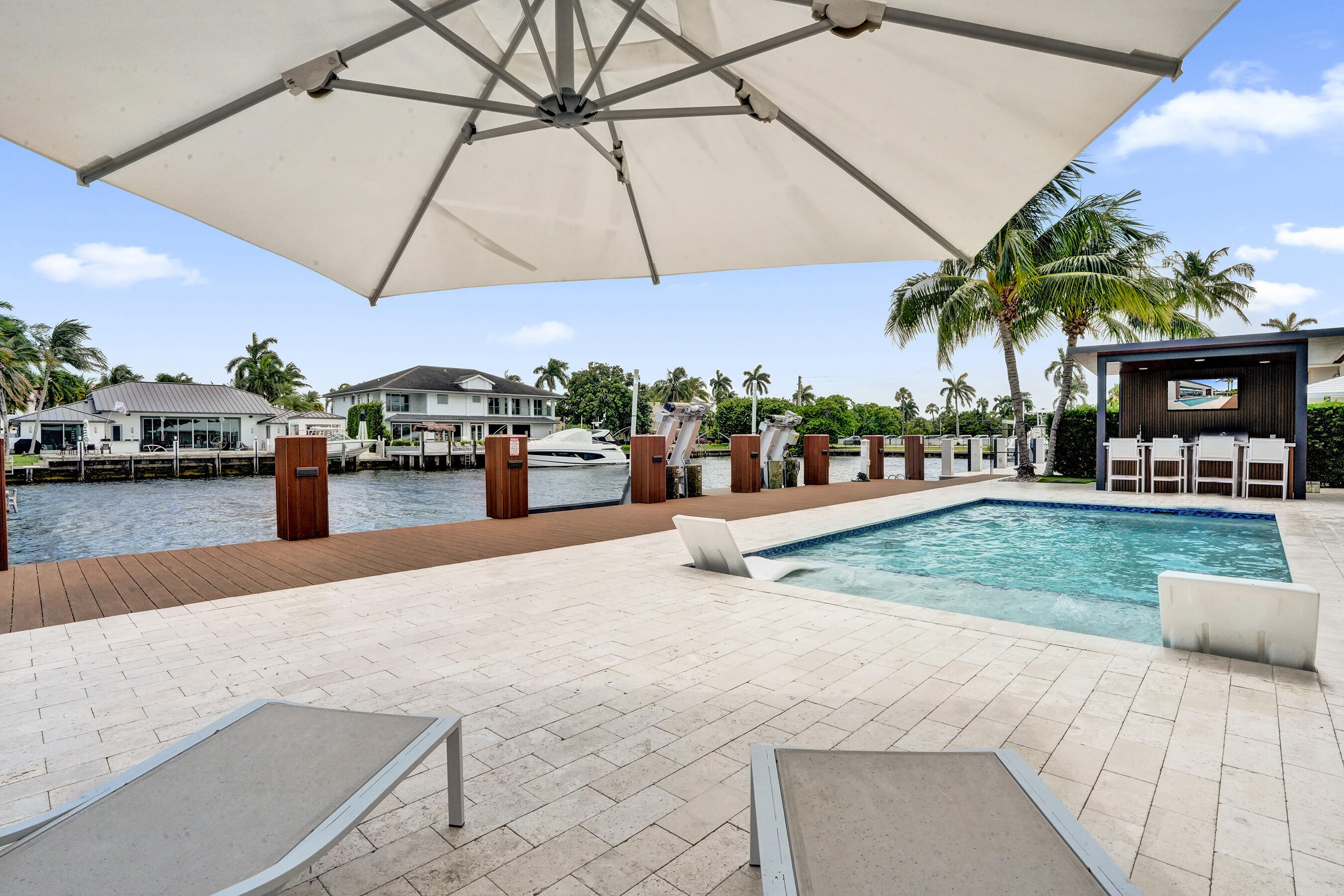 2816 NE 38th Fort Lauderdale, FL 33308