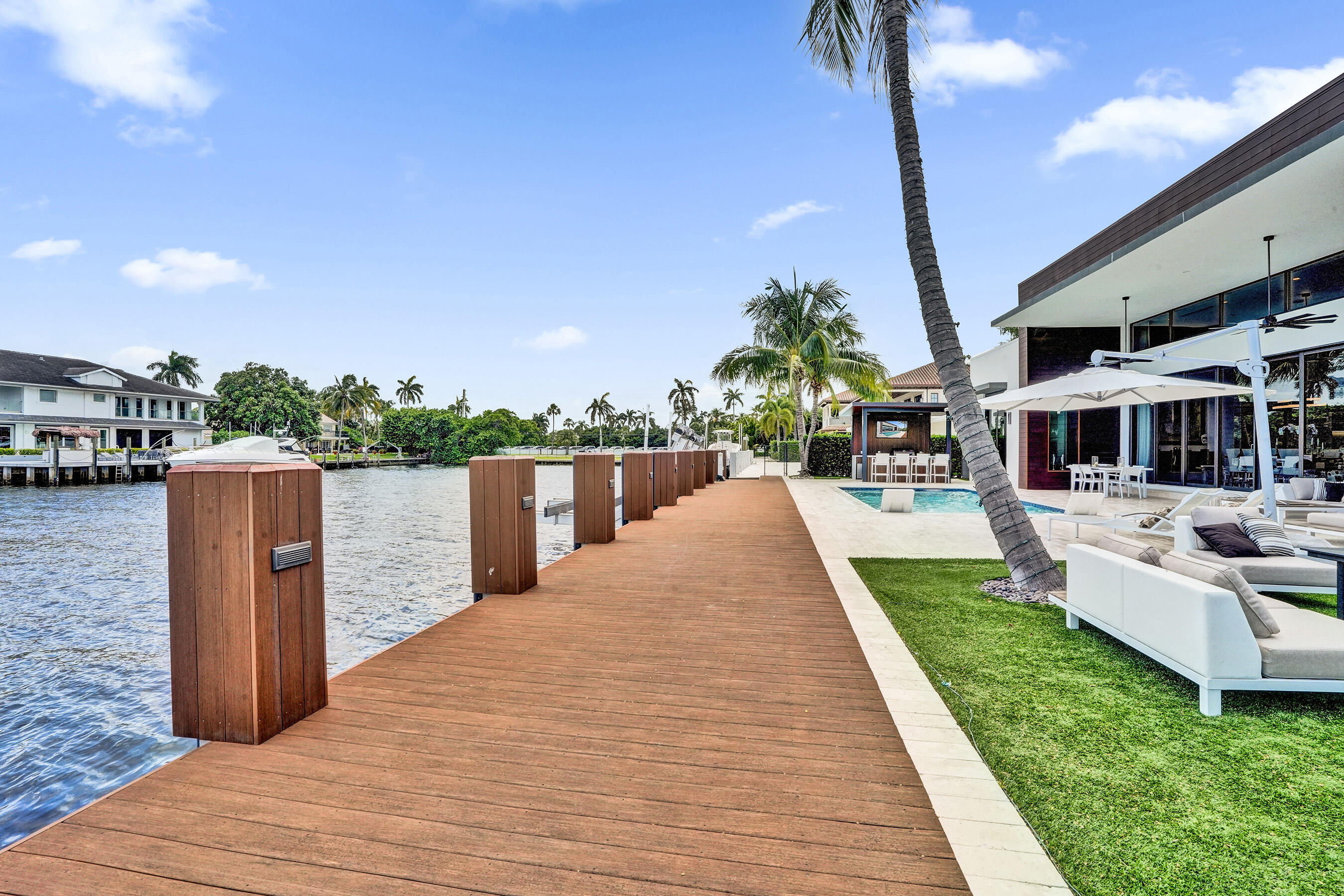 2816 NE 38th Fort Lauderdale, FL 33308