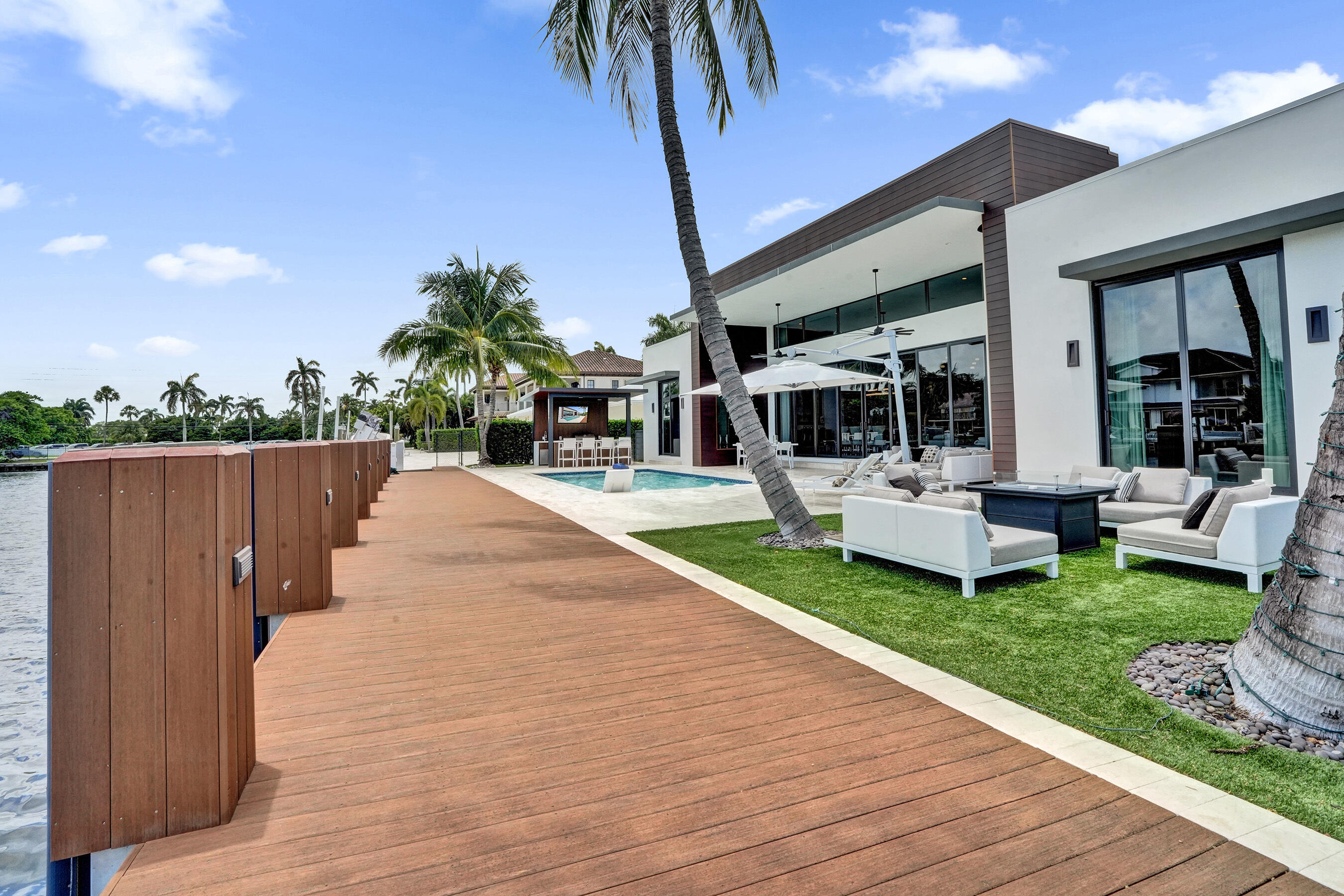 2816 NE 38th Fort Lauderdale, FL 33308