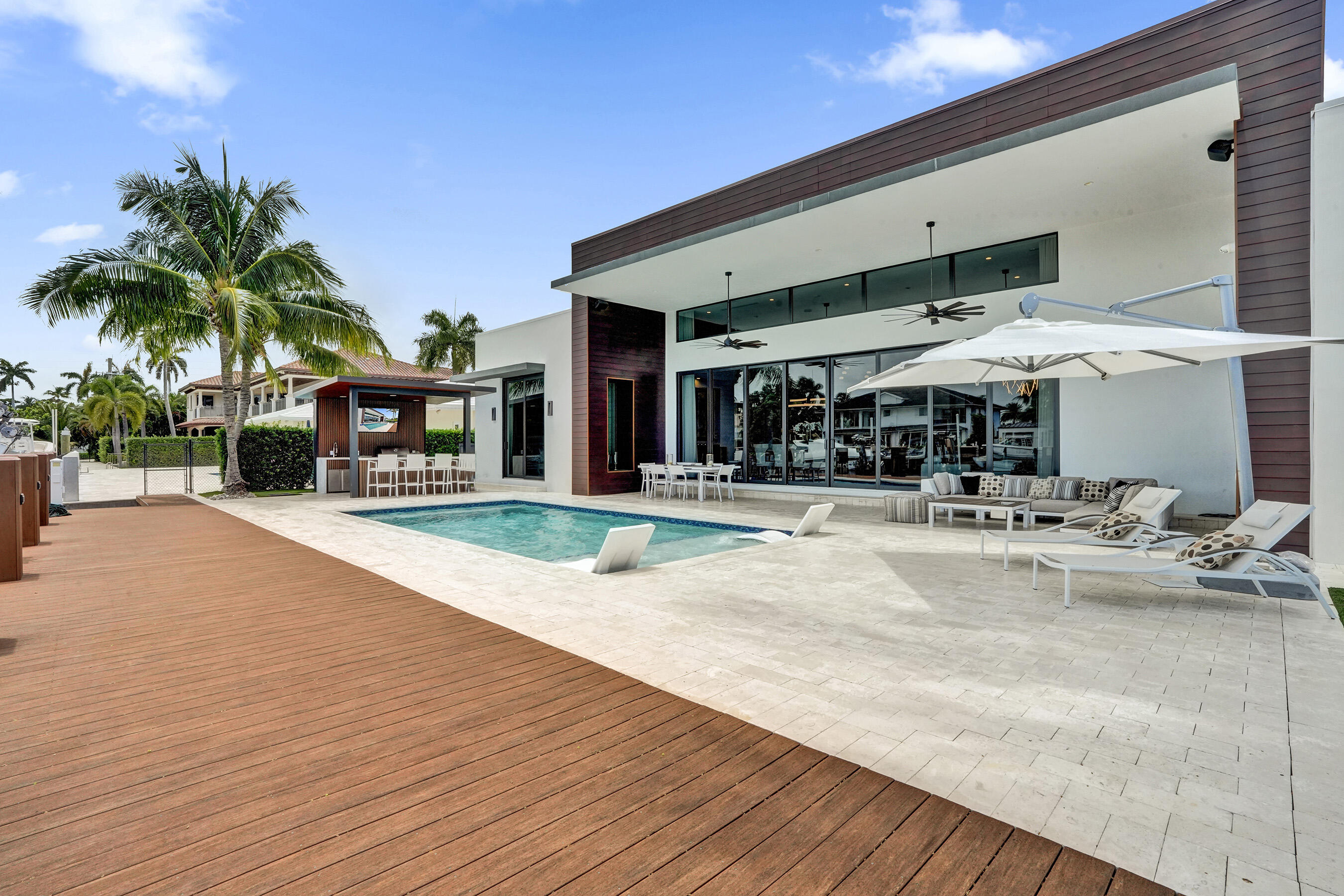 2816 NE 38th Fort Lauderdale, FL 33308