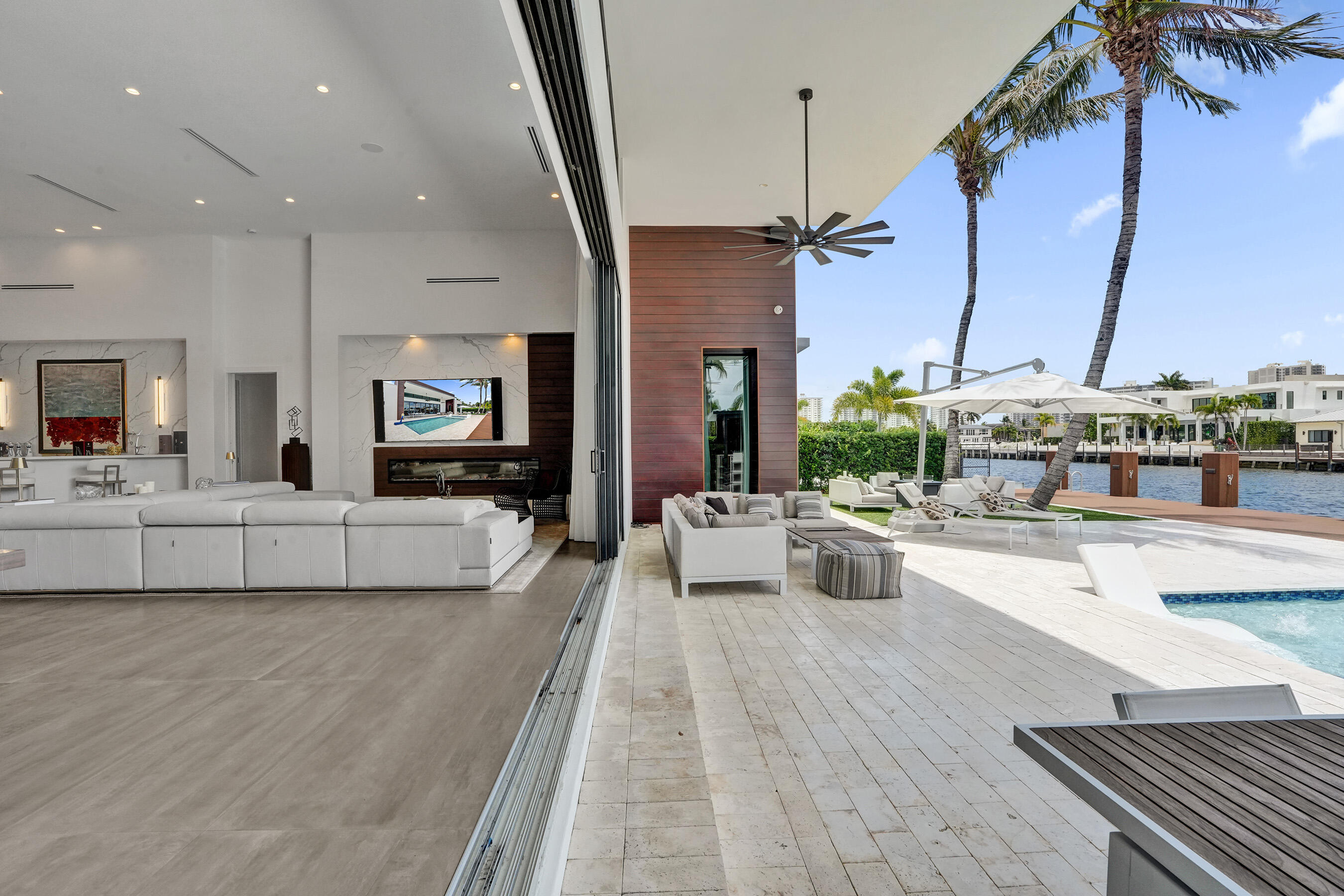 2816 NE 38th Fort Lauderdale, FL 33308