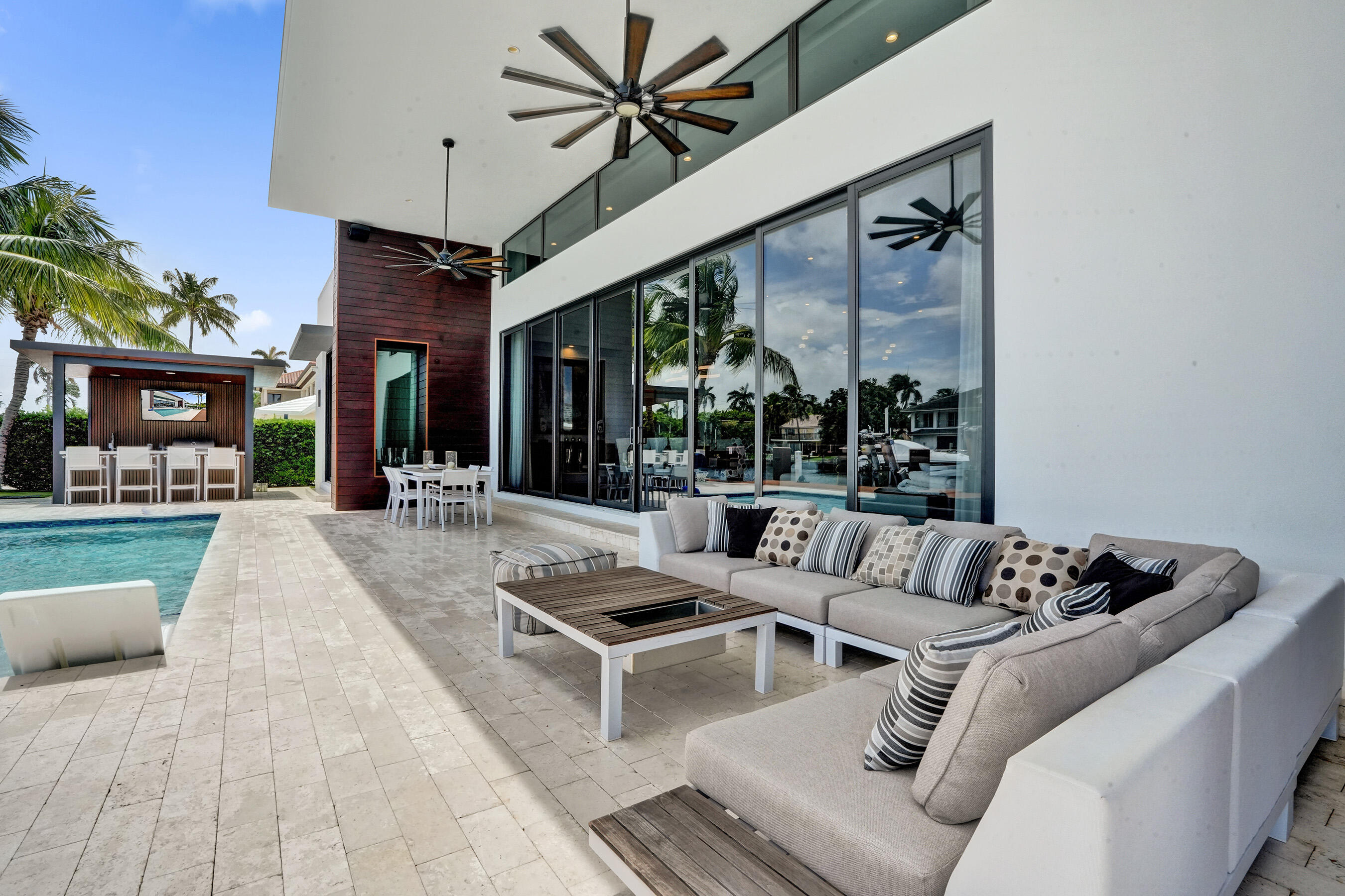 2816 NE 38th Fort Lauderdale, FL 33308