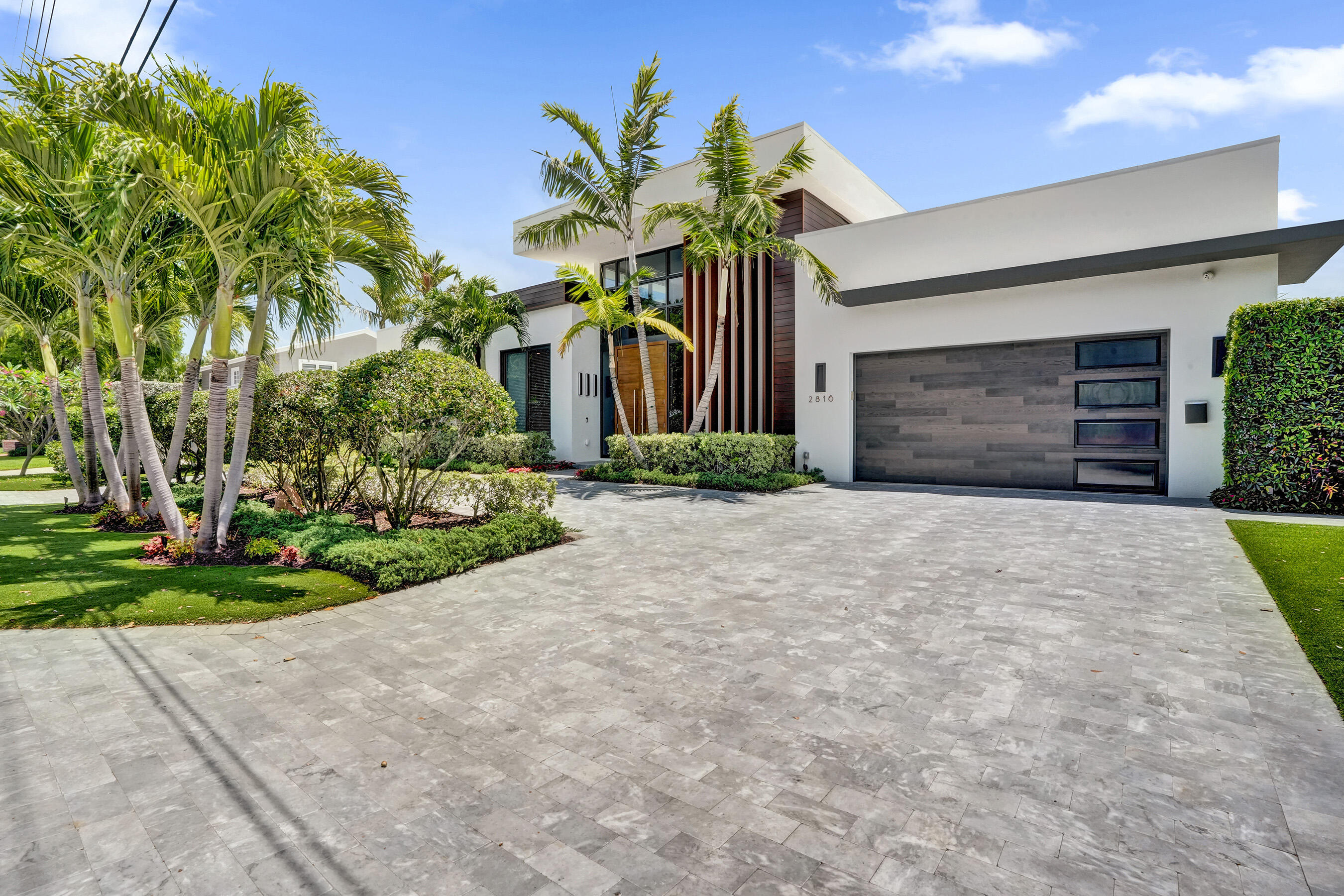 2816 NE 38th Fort Lauderdale, FL 33308