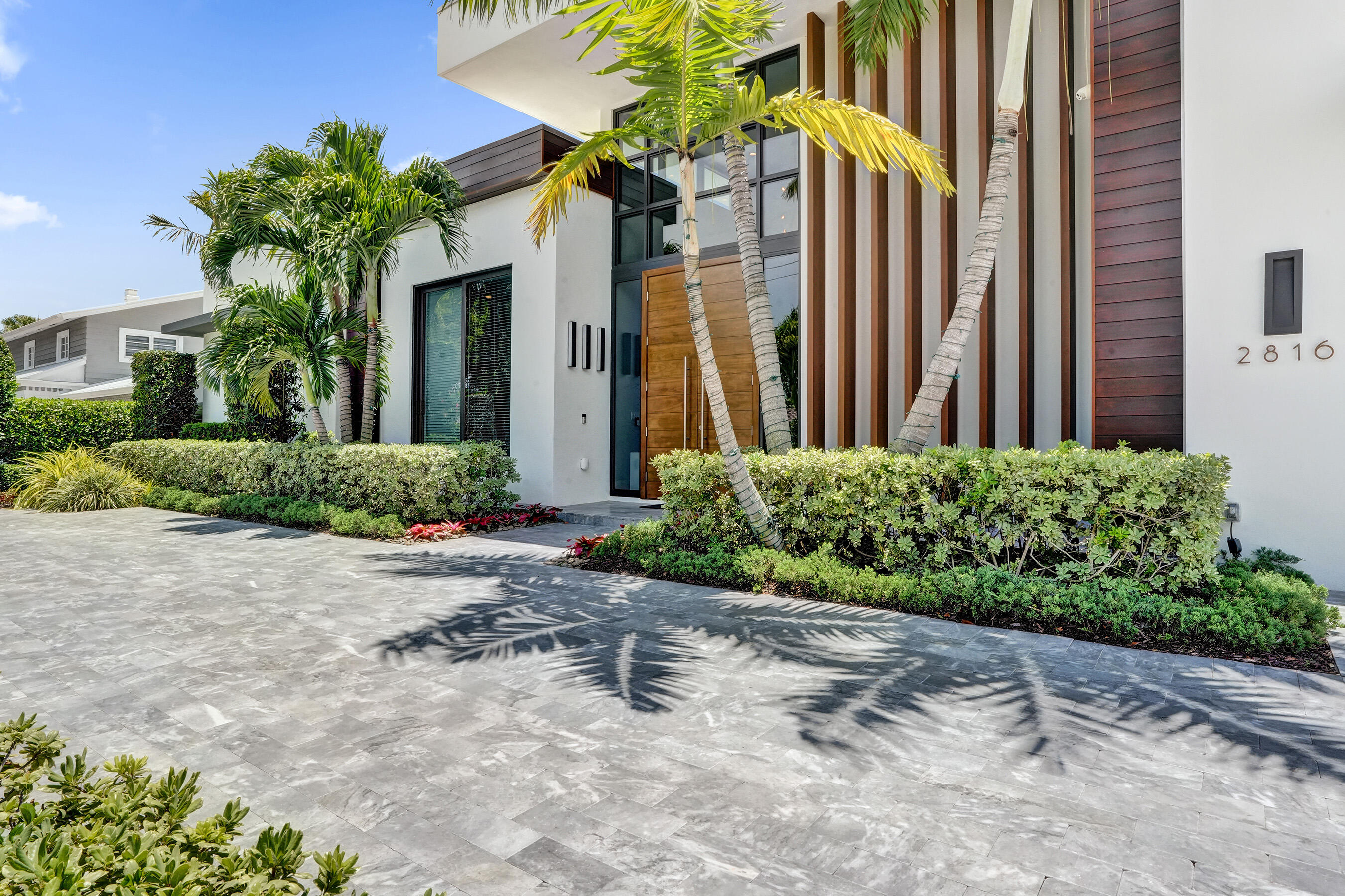 2816 NE 38th Fort Lauderdale, FL 33308