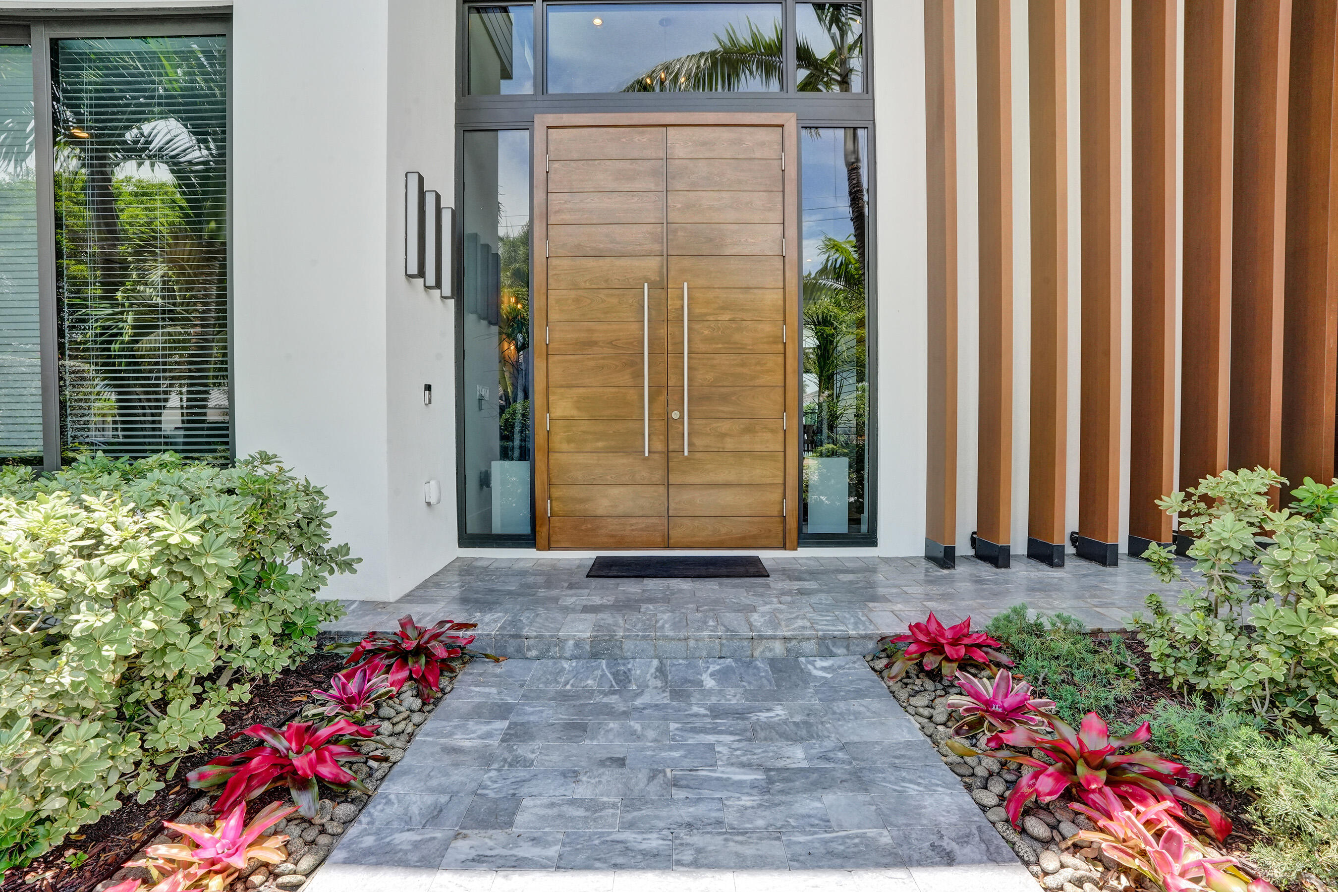 2816 NE 38th Fort Lauderdale, FL 33308