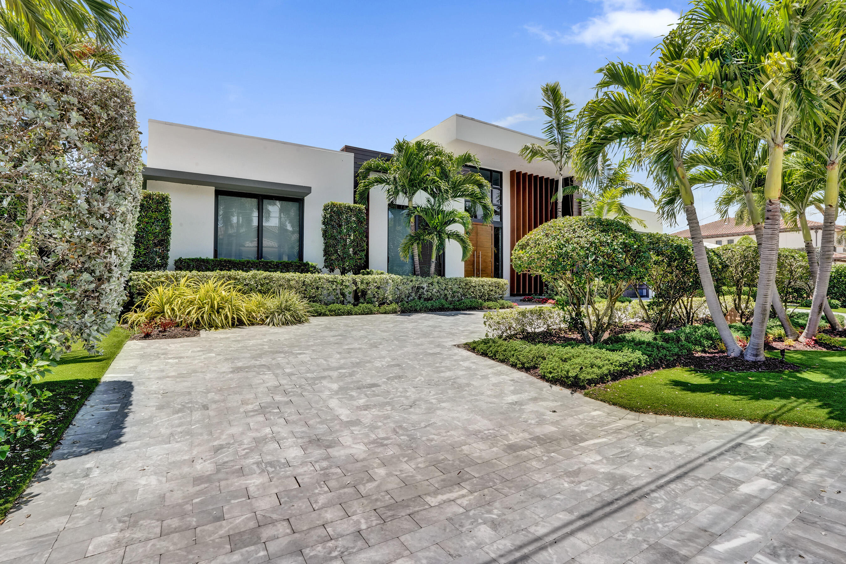 2816 NE 38th Fort Lauderdale, FL 33308