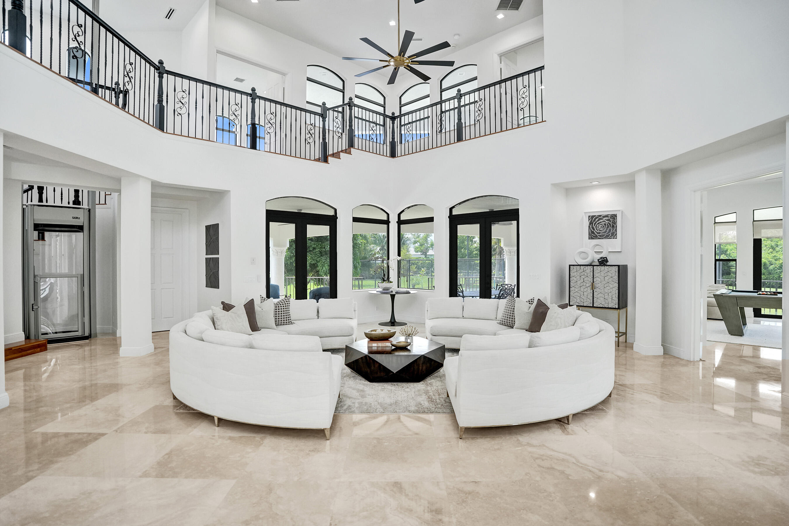 11600 NW 8th Plantation, FL 33325