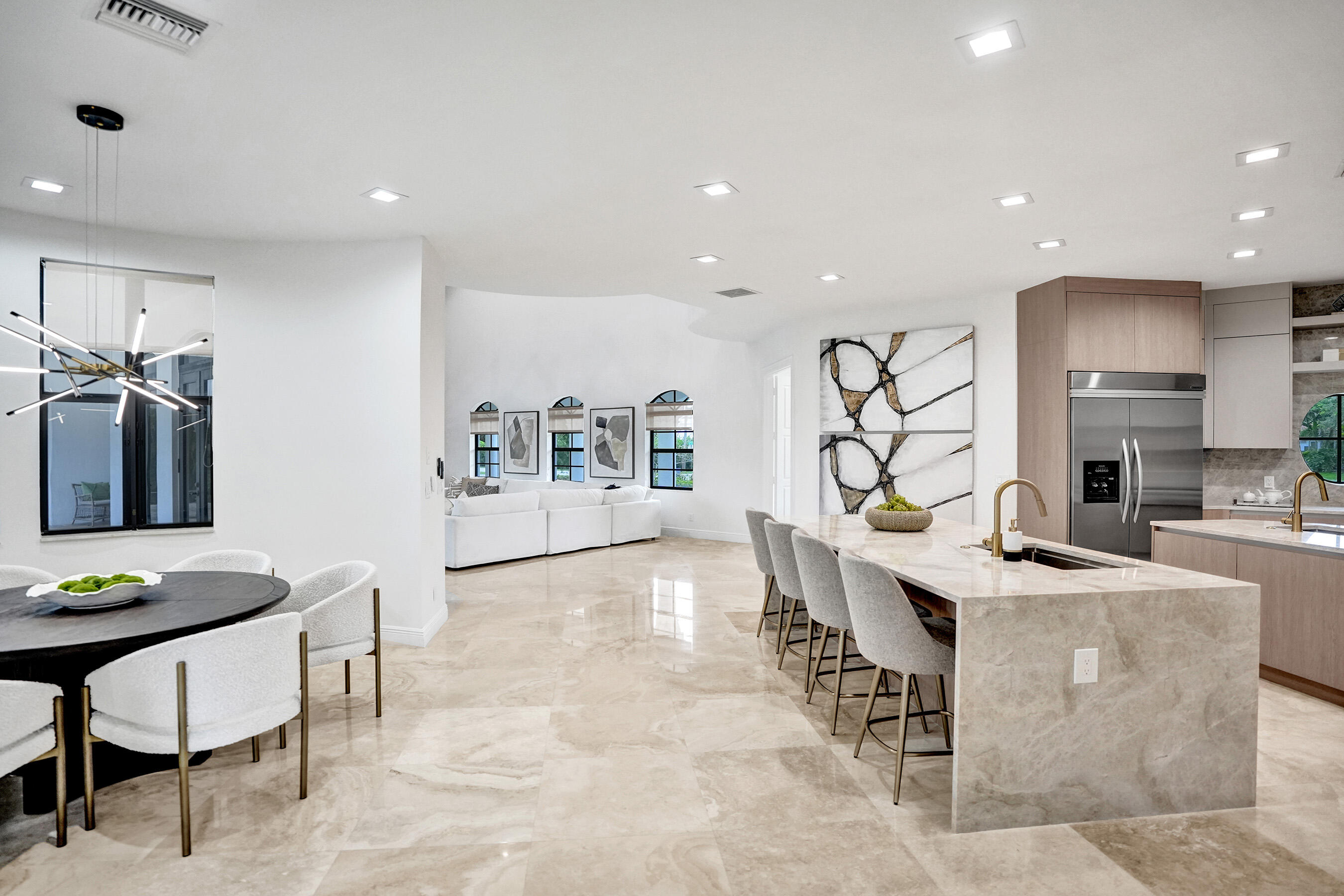 11600 NW 8th Plantation, FL 33325