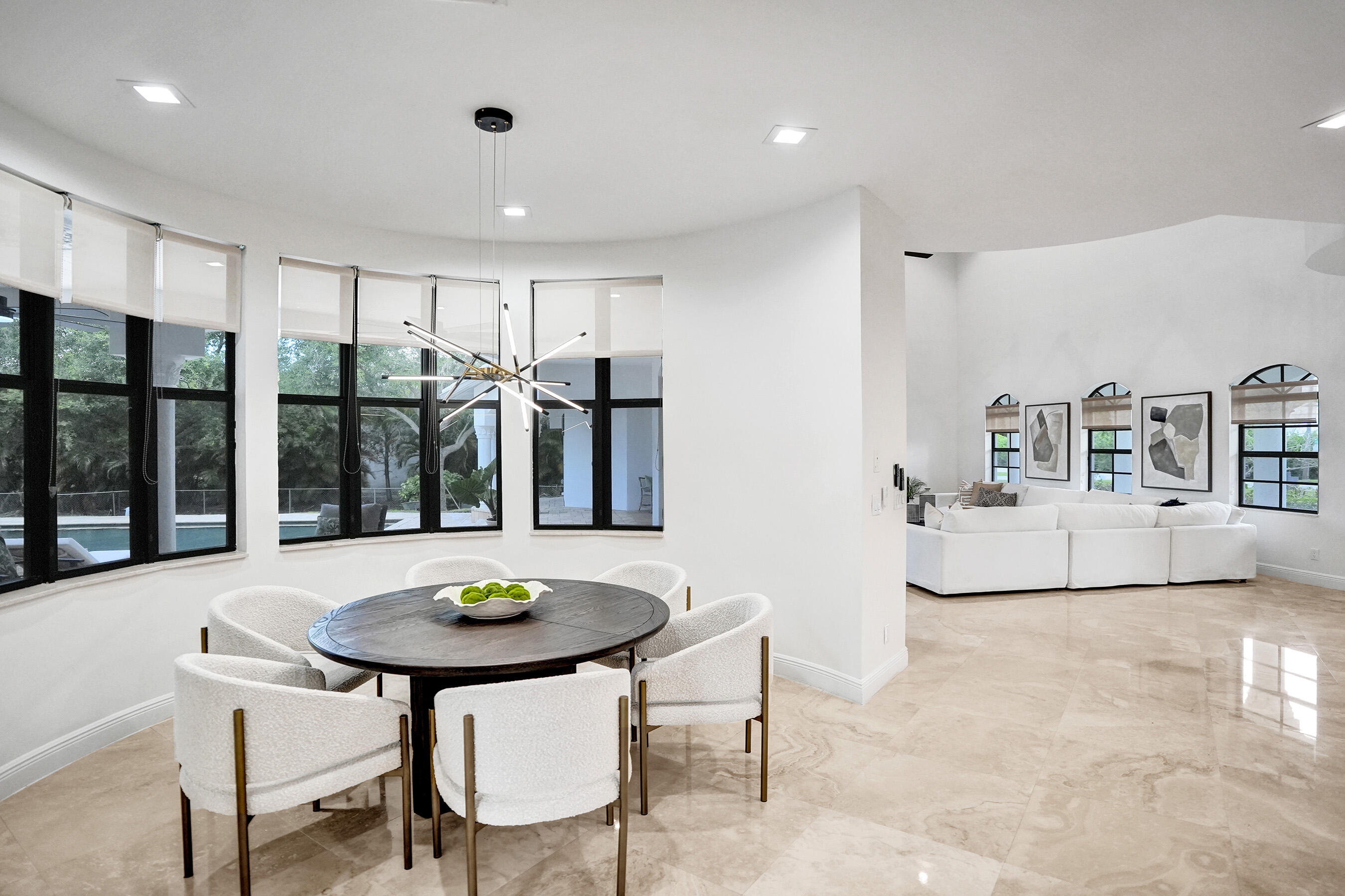 11600 NW 8th Plantation, FL 33325