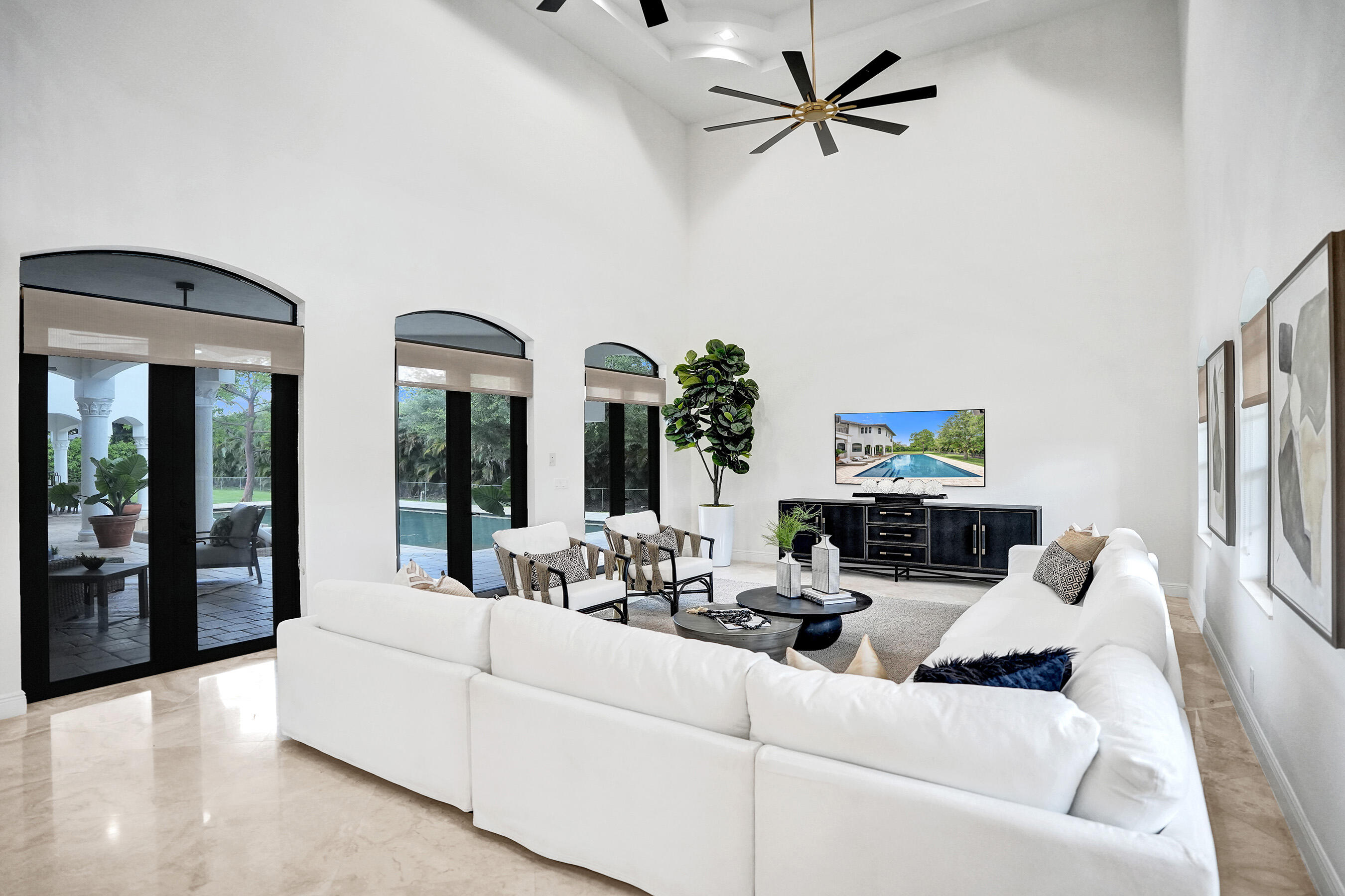 11600 NW 8th Plantation, FL 33325
