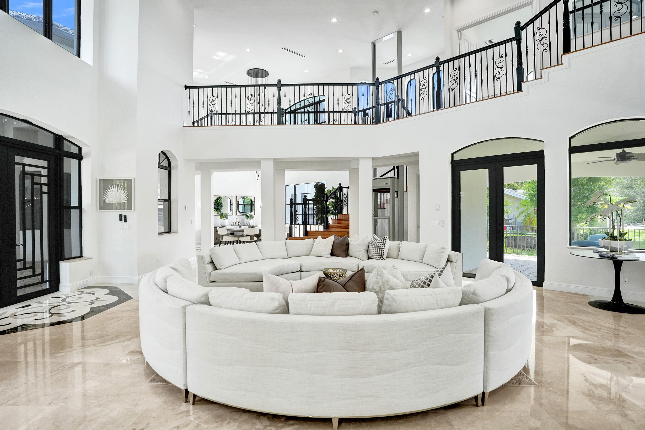 11600 NW 8th Plantation, FL 33325