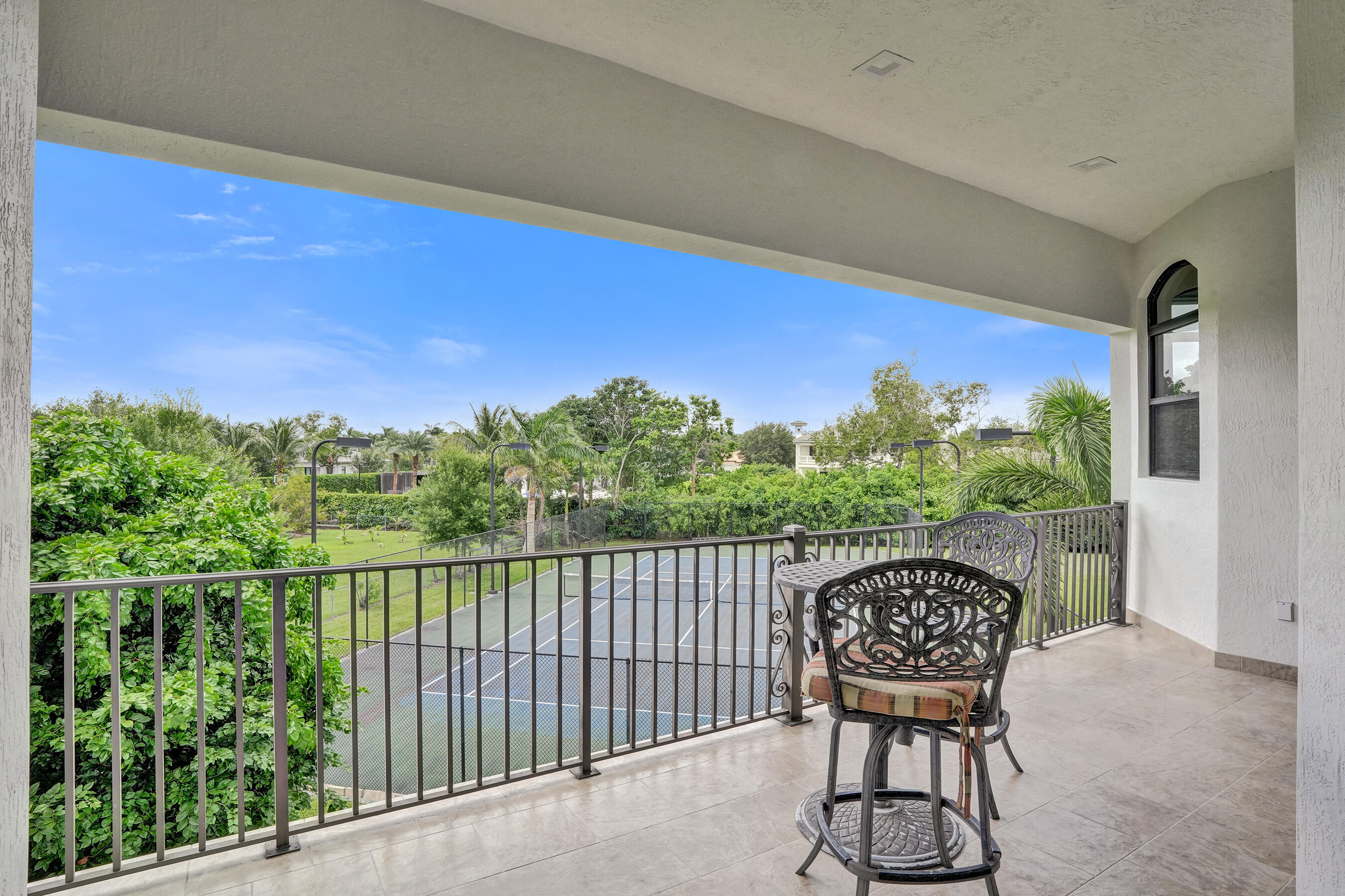 11600 NW 8th Plantation, FL 33325
