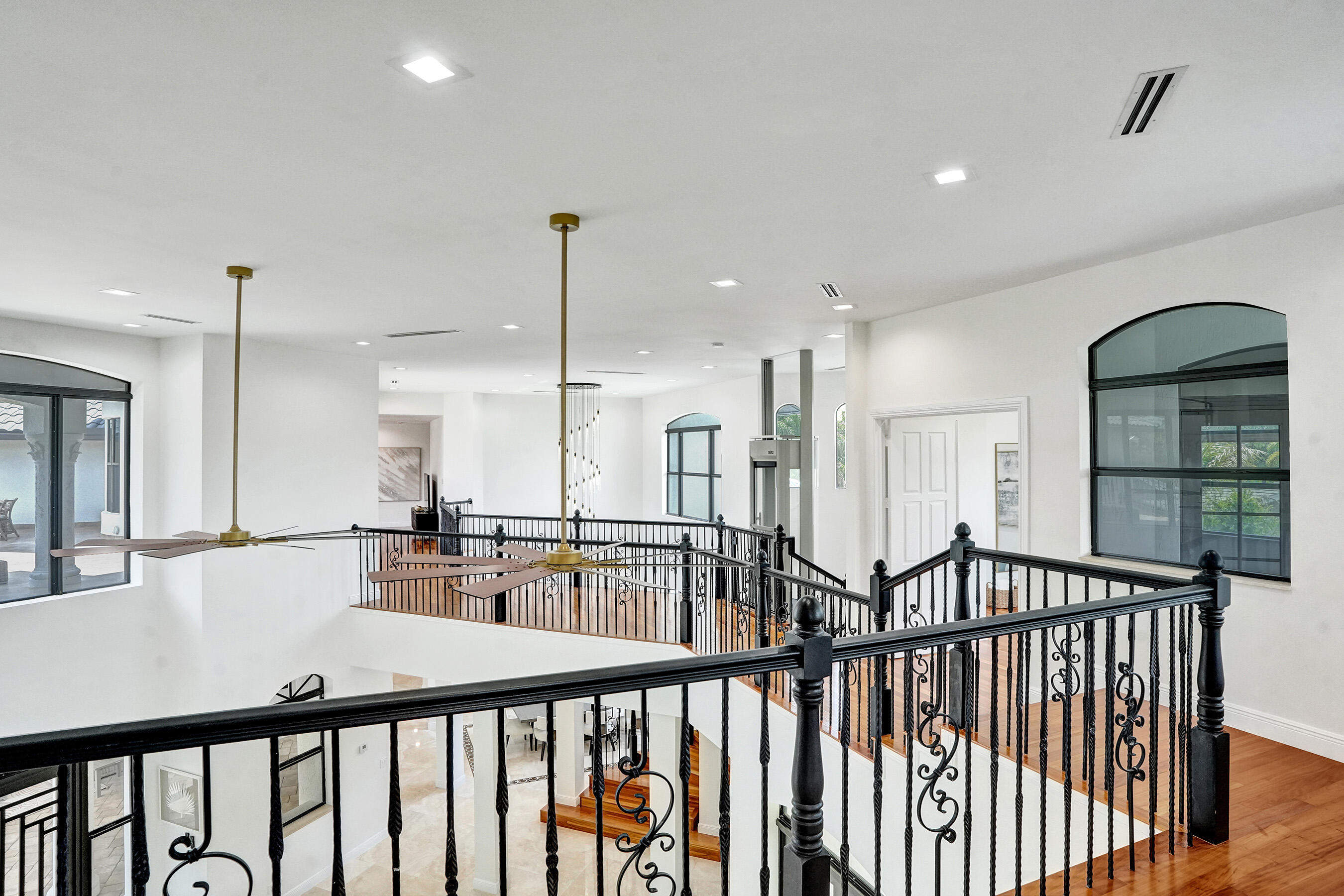 11600 NW 8th Plantation, FL 33325