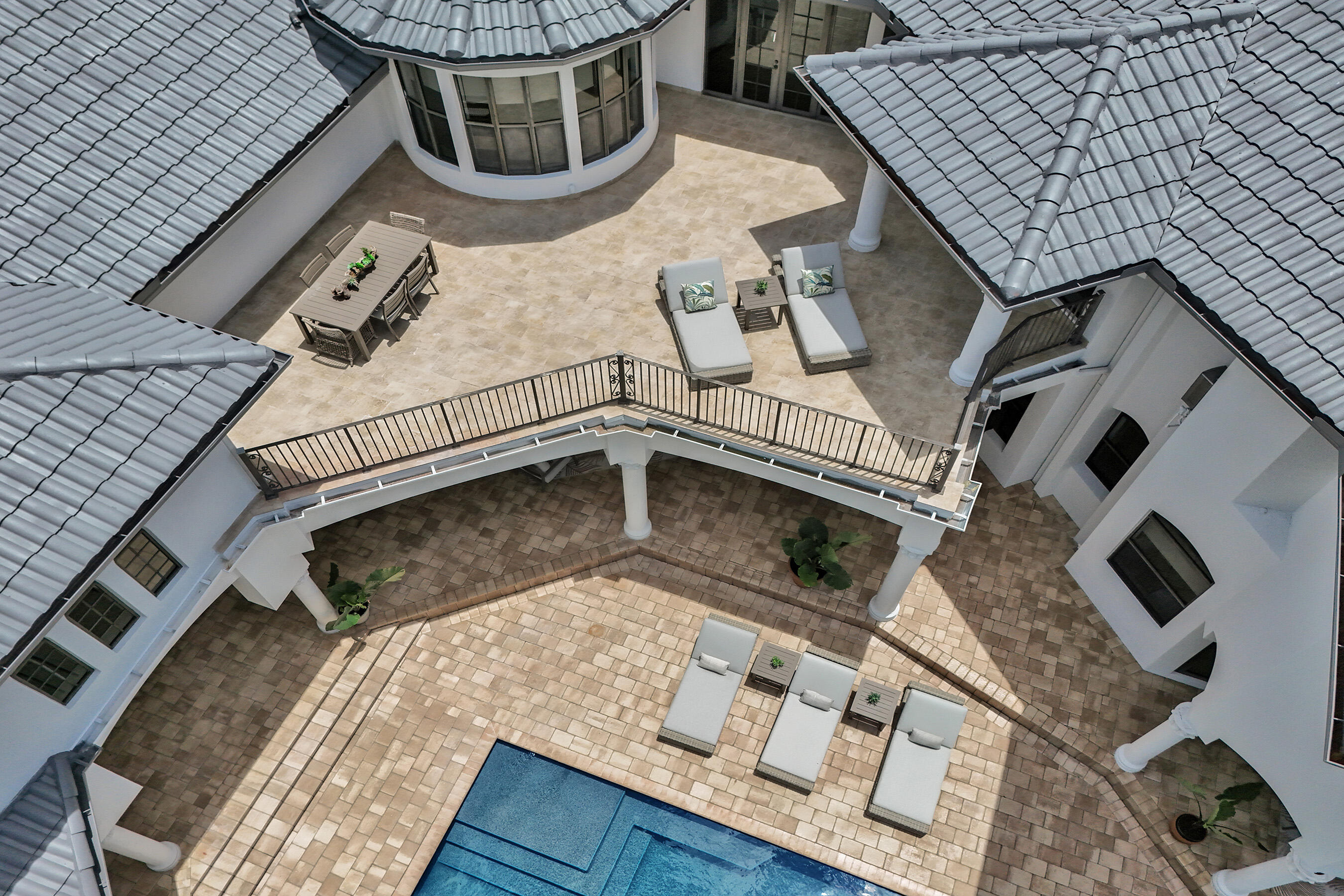 11600 NW 8th Plantation, FL 33325