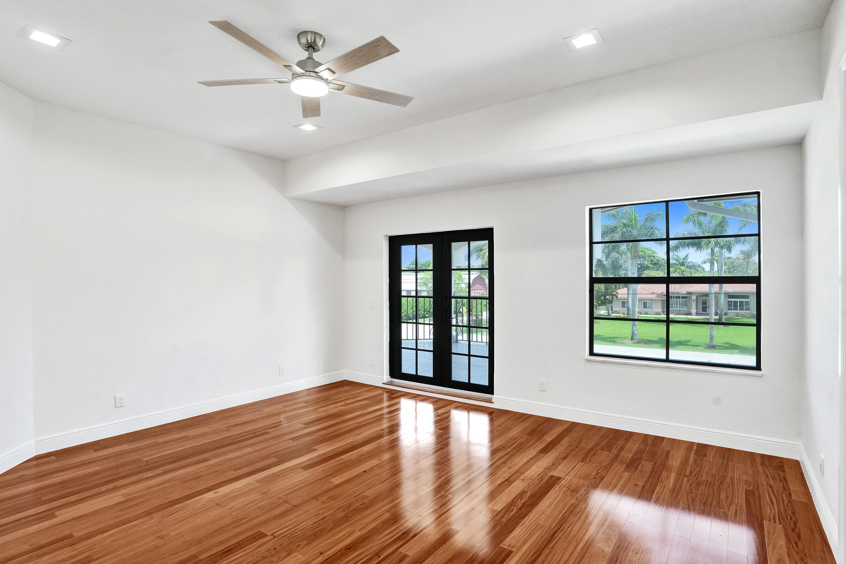 11600 NW 8th Plantation, FL 33325