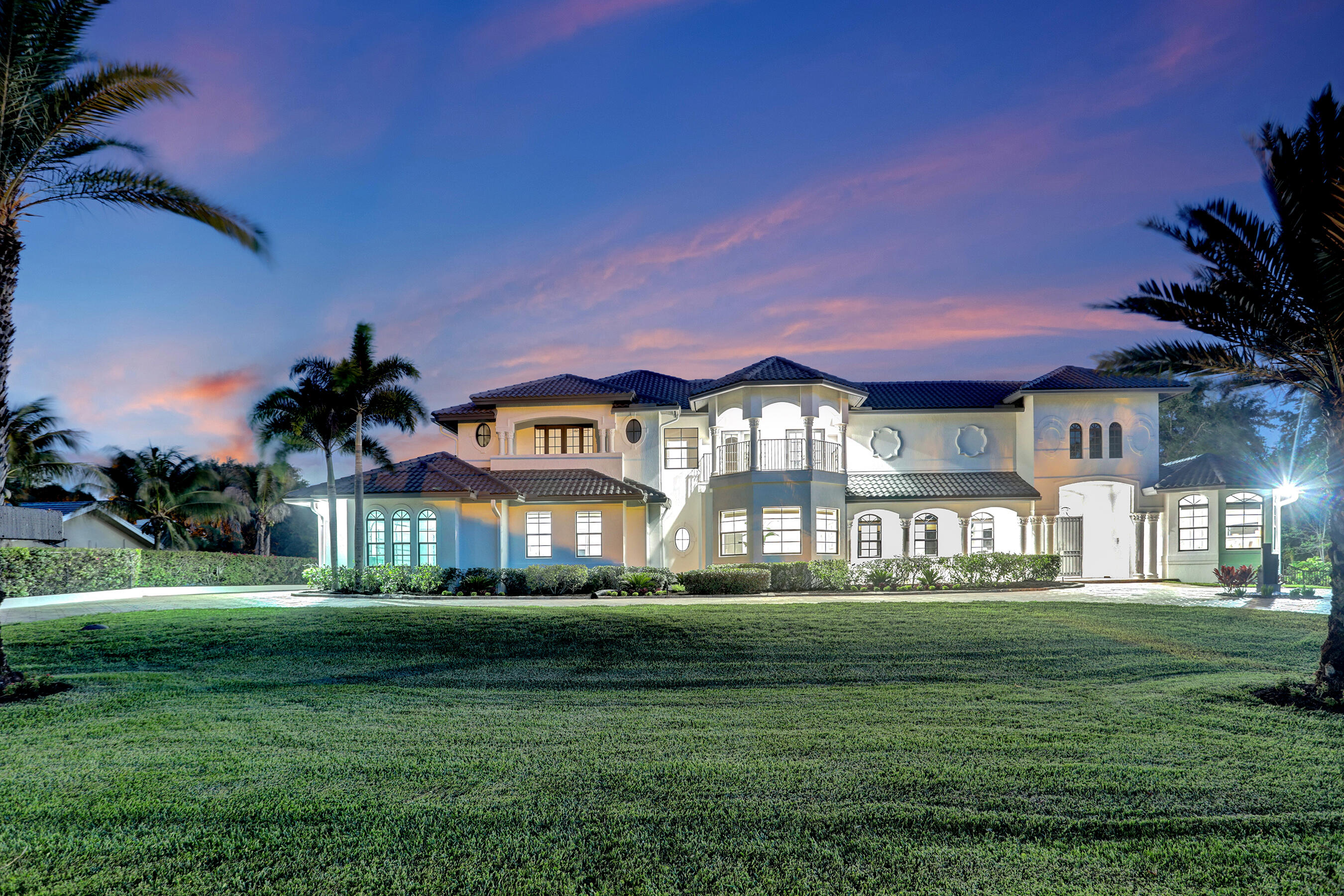 11600 NW 8th Plantation, FL 33325