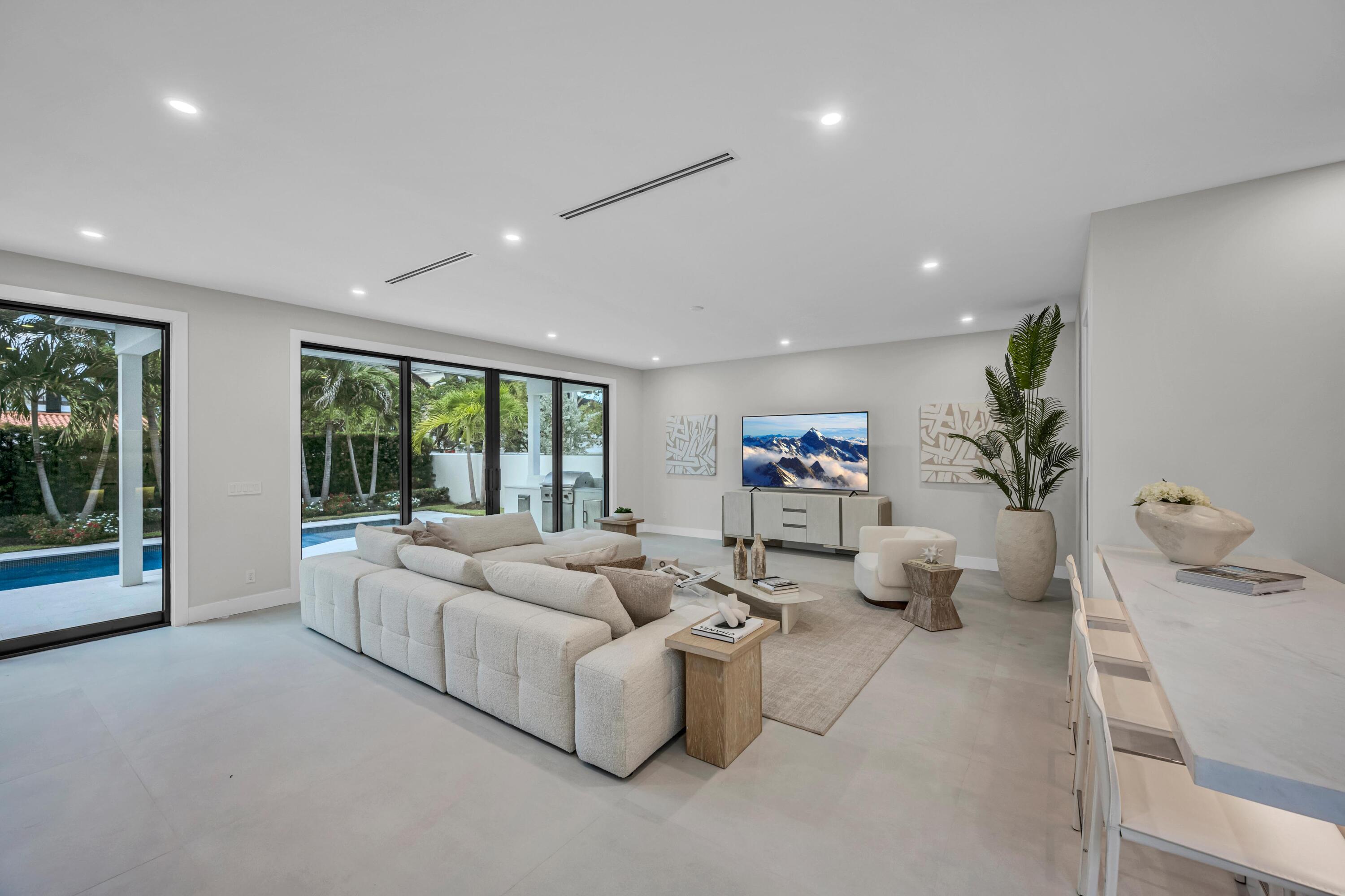 1625 SE 1st Fort Lauderdale, FL 33301