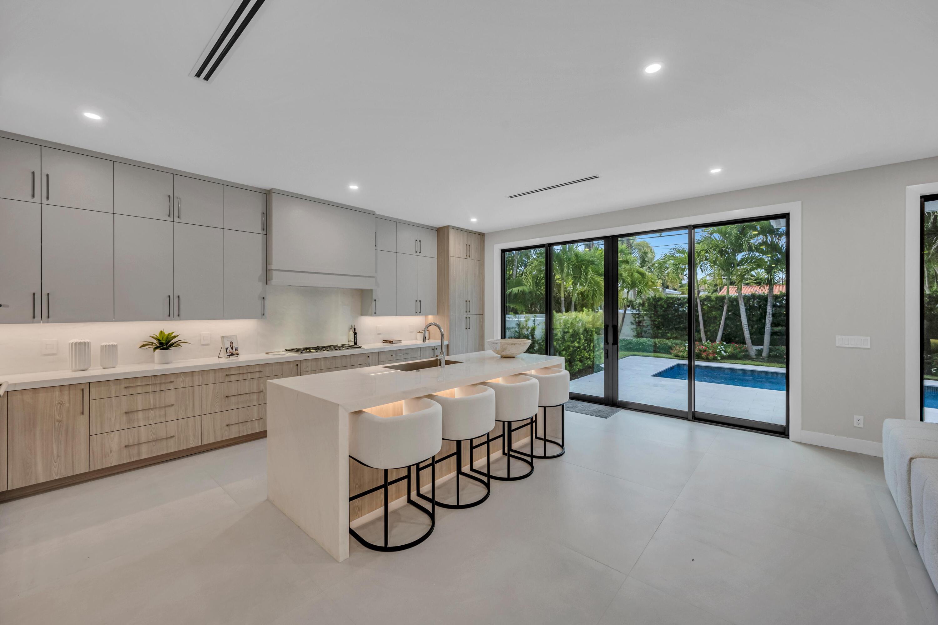 1625 SE 1st Fort Lauderdale, FL 33301