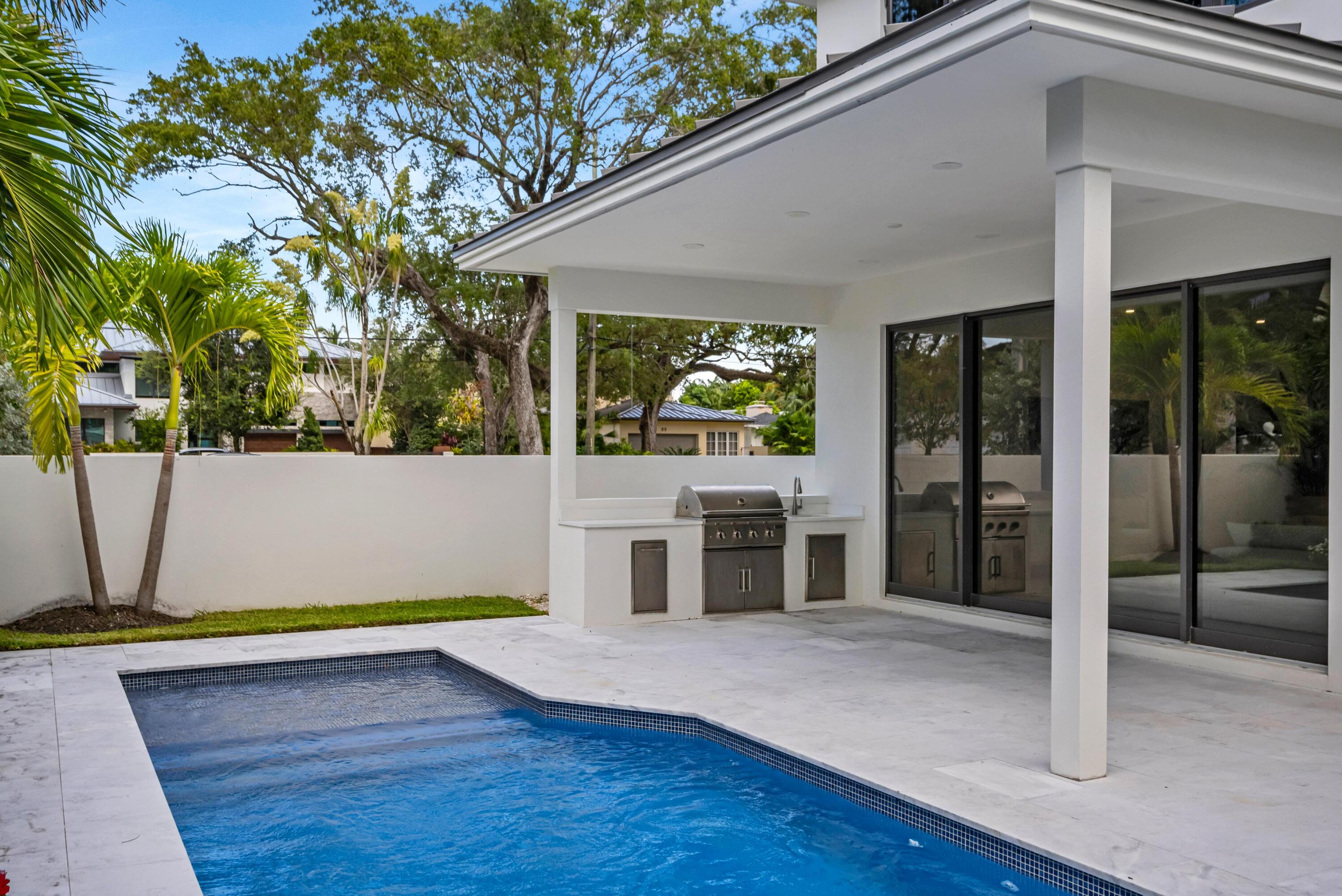 1625 SE 1st Fort Lauderdale, FL 33301